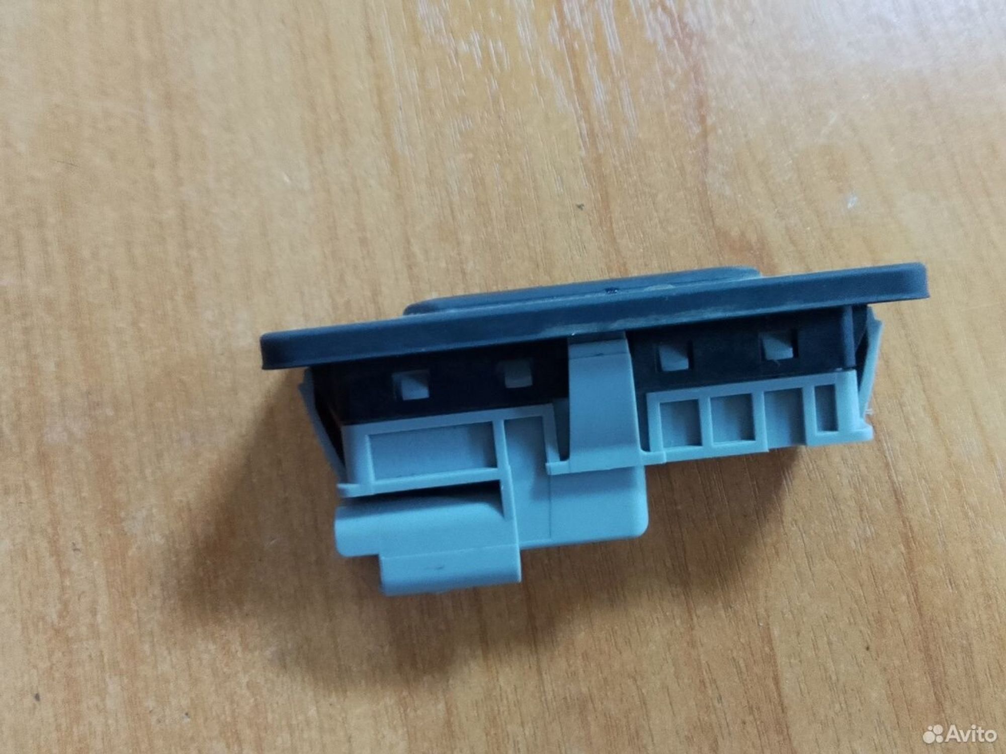 Кнопка открывания багажника LADA X-Ray, 500 рублей, Тамбов