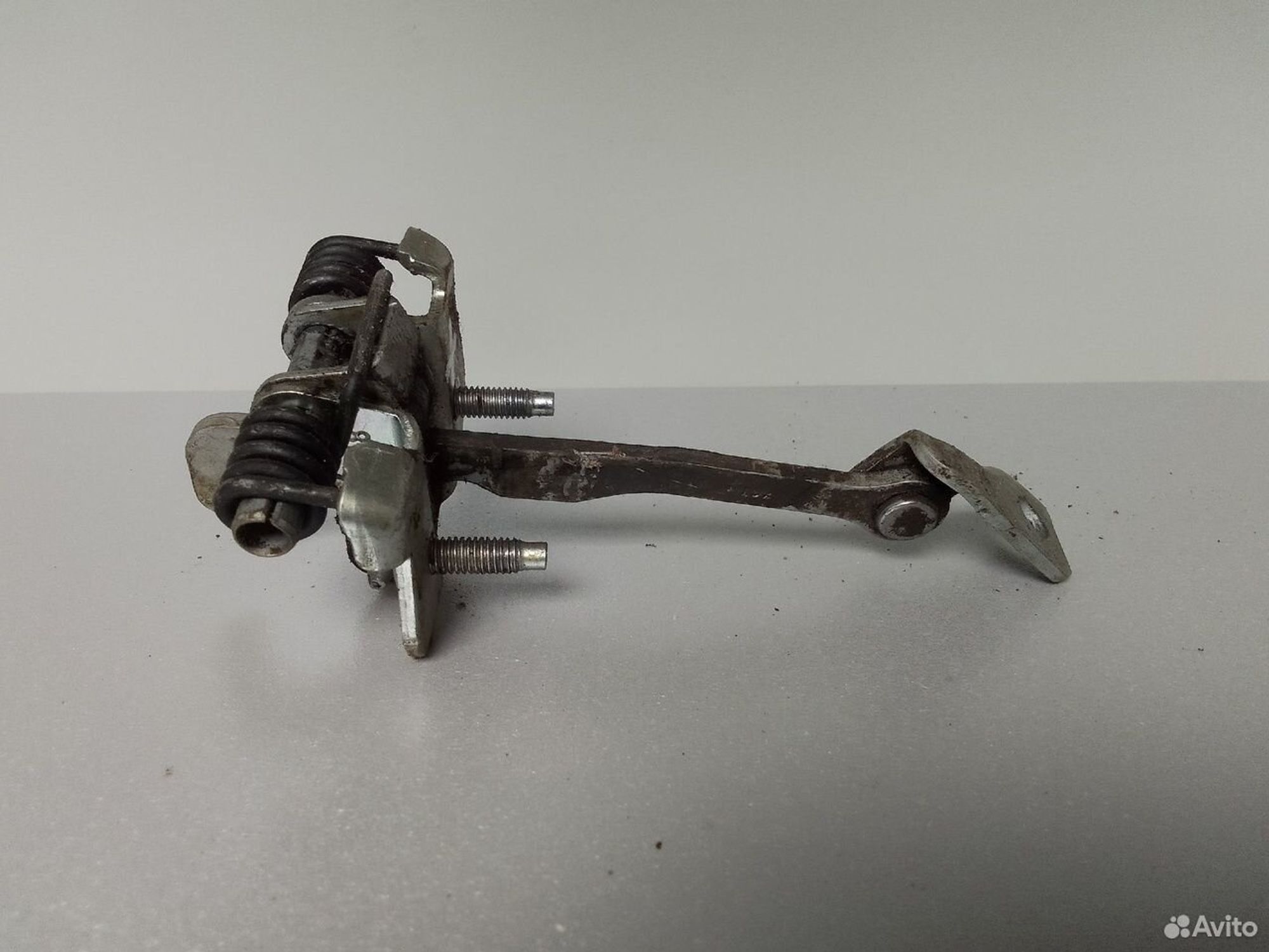 Ограничитель двери зад.прав. LADA X-Ray, 500 рублей, Тамбов