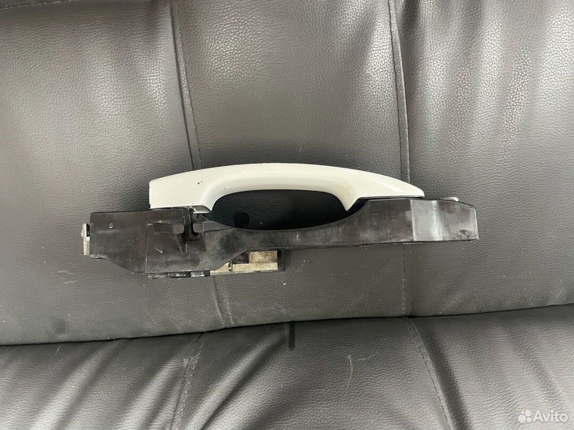 Ручка внешняя задняя левая LADA Vesta, 1000 рублей, Тамбов