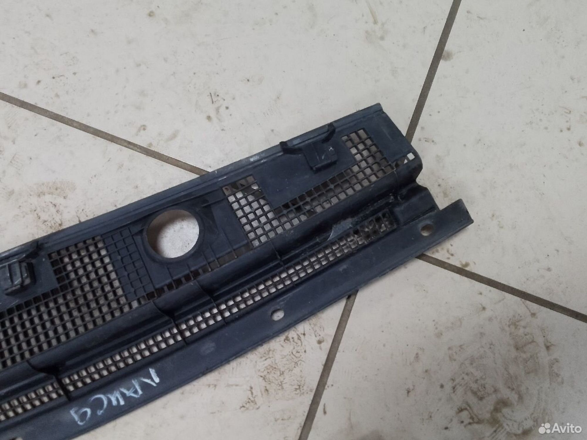 Жабо прав/лев Mitsubishi Lancer IX, 1000 рублей, Тамбов