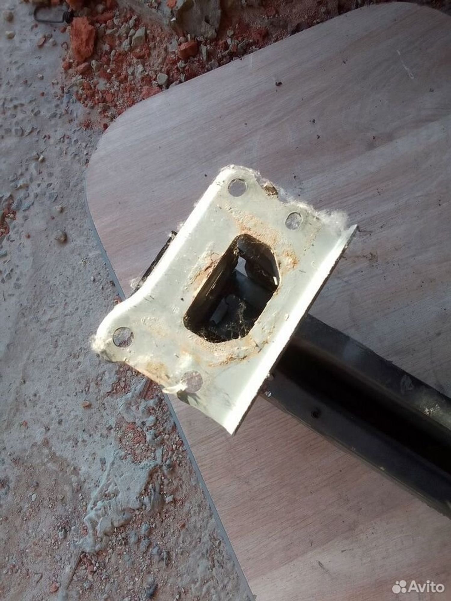 Усилитель переднего бампера Toyota Avensis T250, 2000 рублей, Тамбов