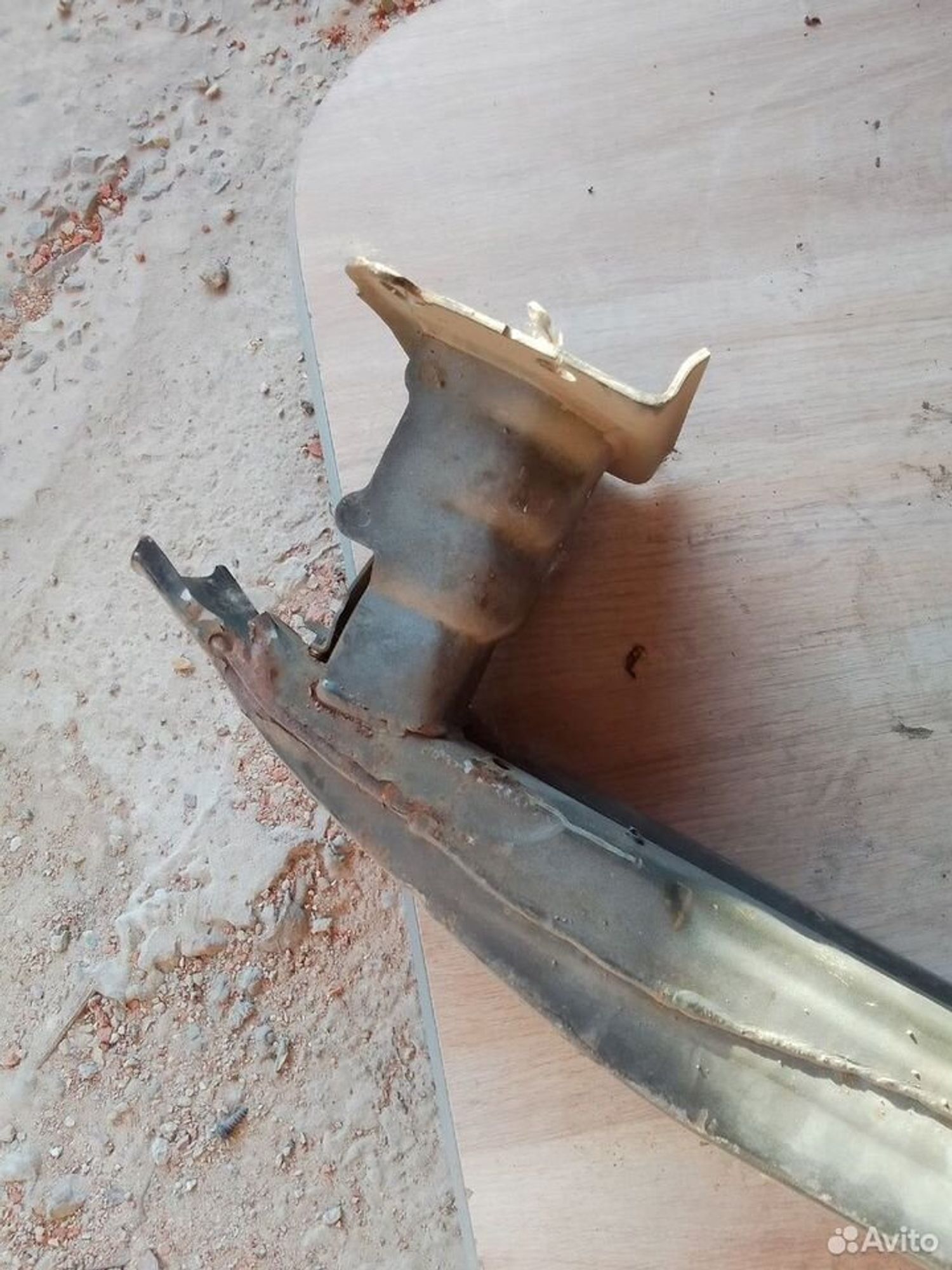 Усилитель переднего бампера Toyota Avensis T250, 2000 рублей, Тамбов