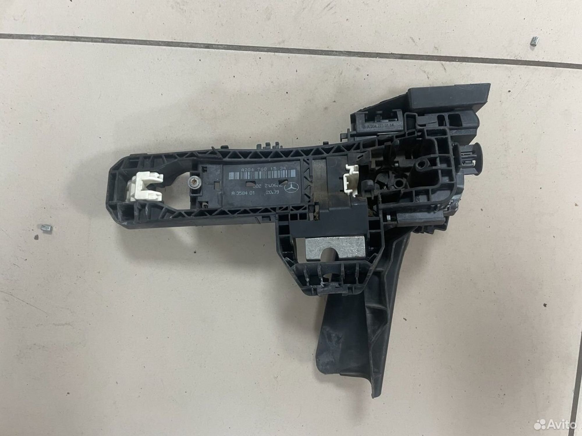 Кронштейн ручки перед.лев. Mercedes W204, 600 рублей, Тамбов