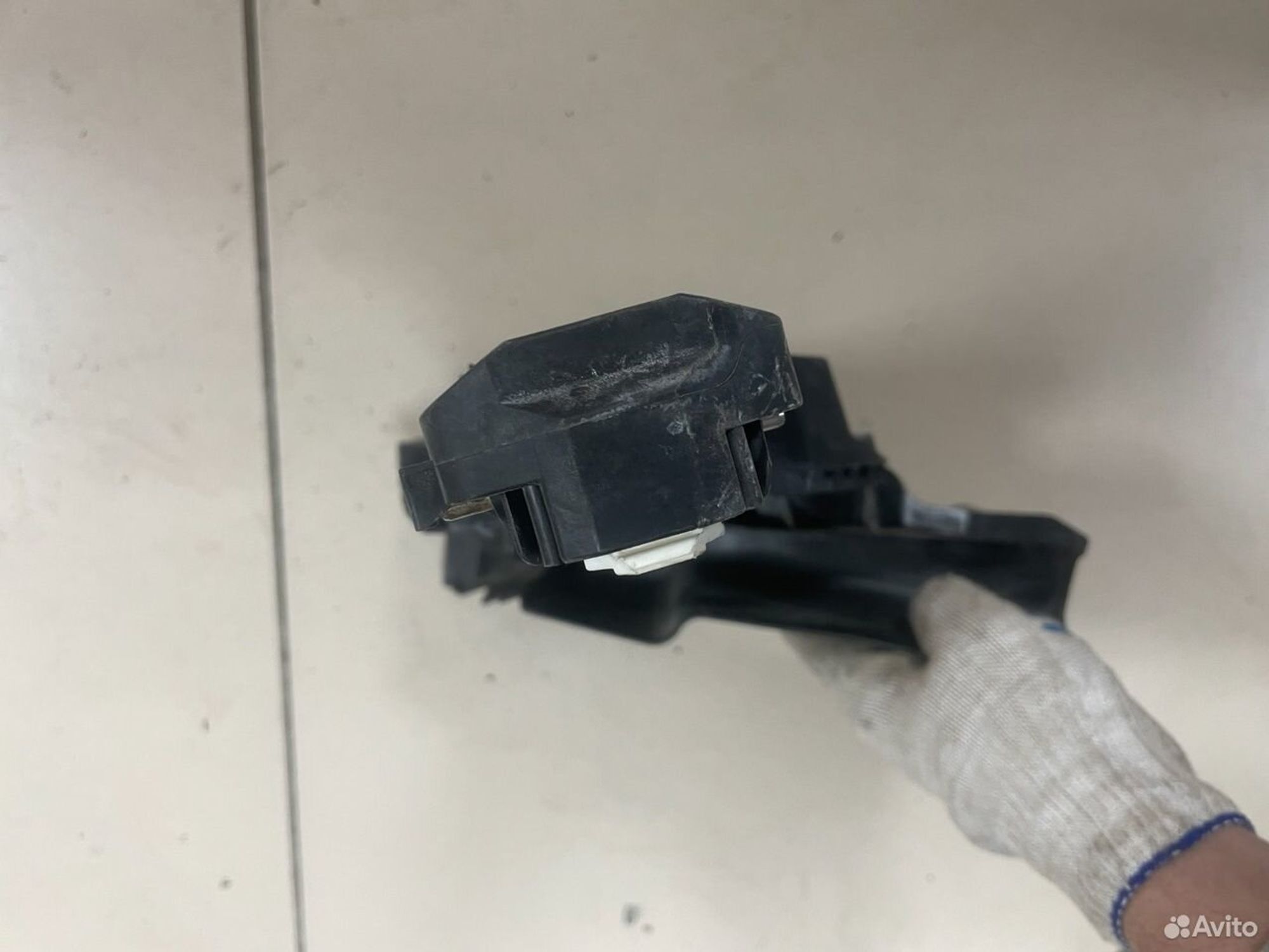 Кронштейн ручки перед.лев. Mercedes W204, 600 рублей, Тамбов