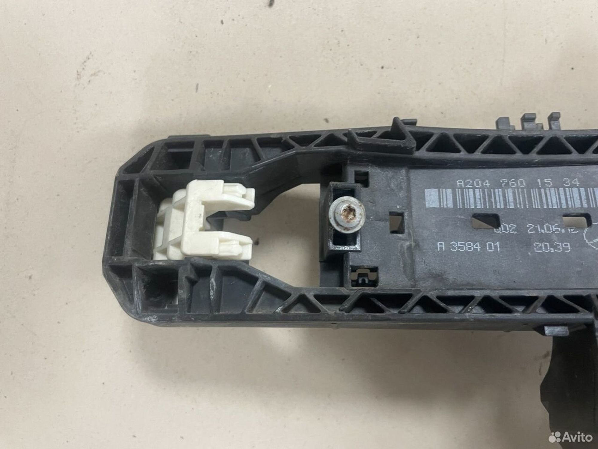 Кронштейн ручки перед.лев. Mercedes W204, 600 рублей, Тамбов