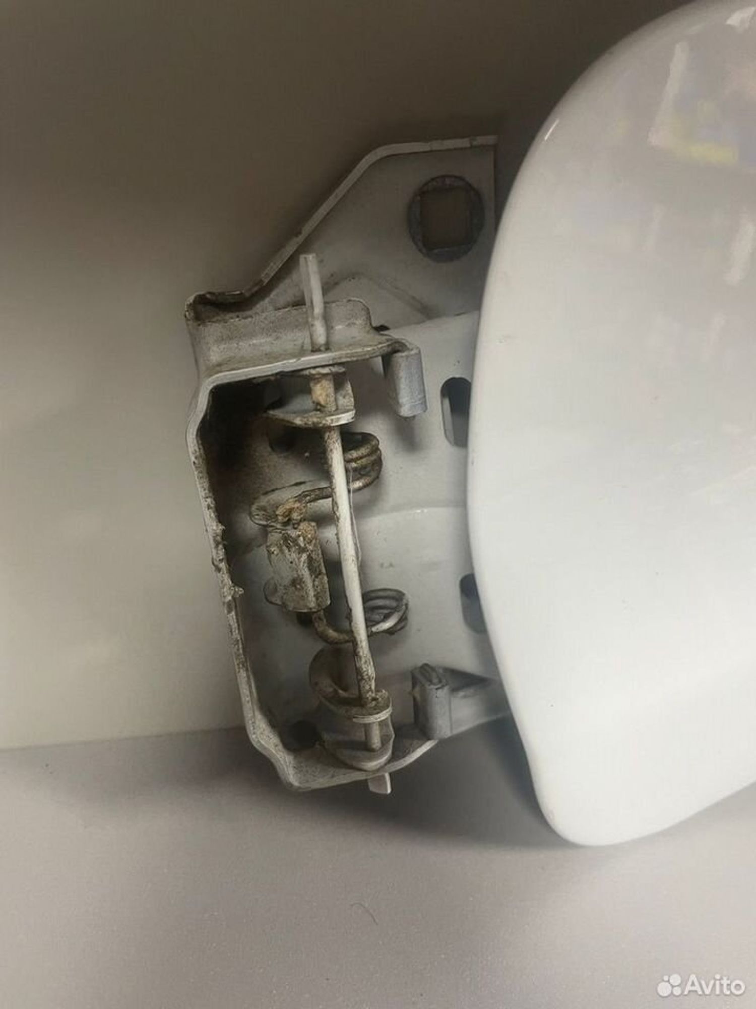 Лючок бензобака LADA X-Ray, 1000 рублей, Тамбов