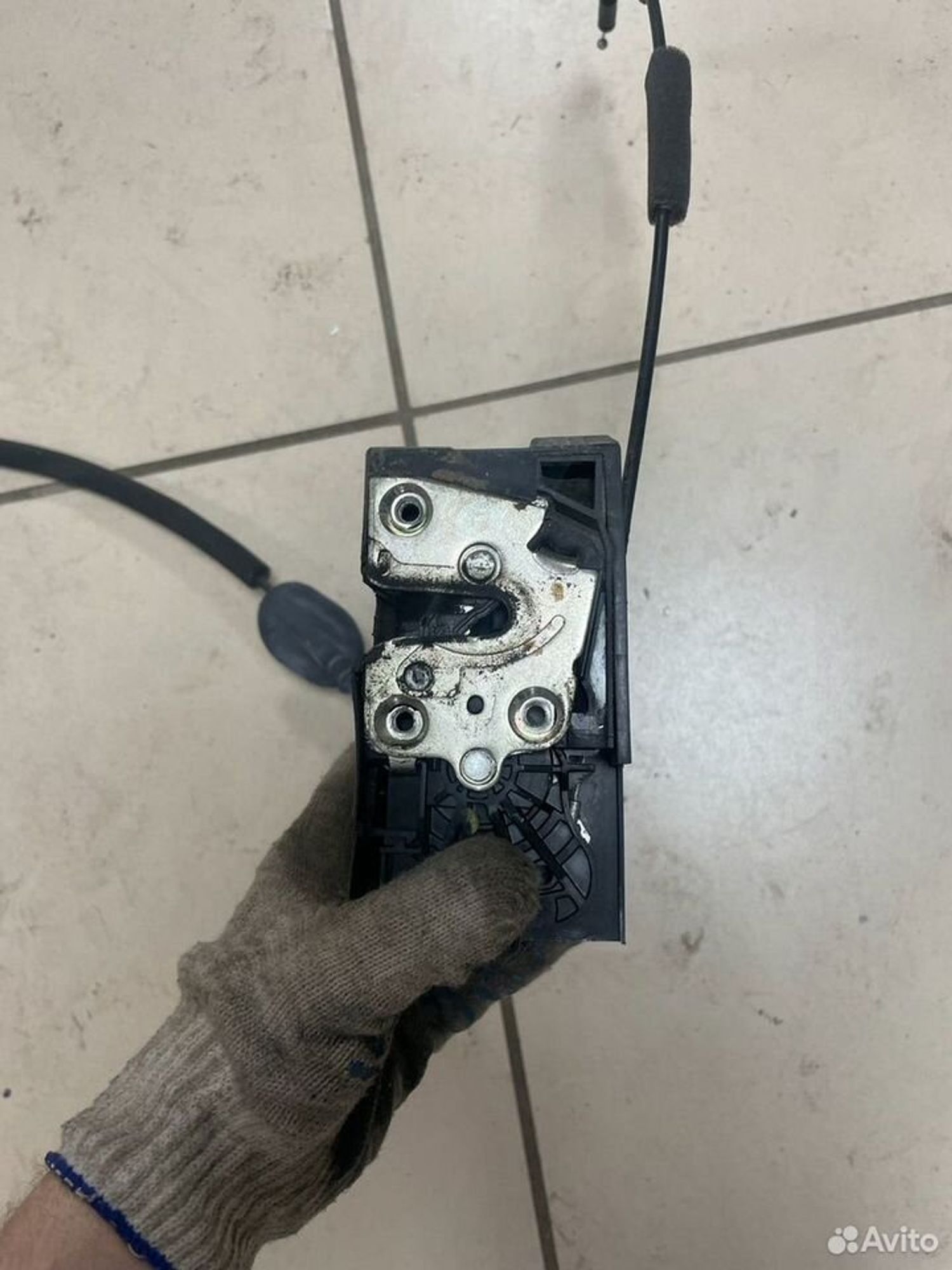 Замок передний правый LADA Vesta, 2000 рублей, Тамбов