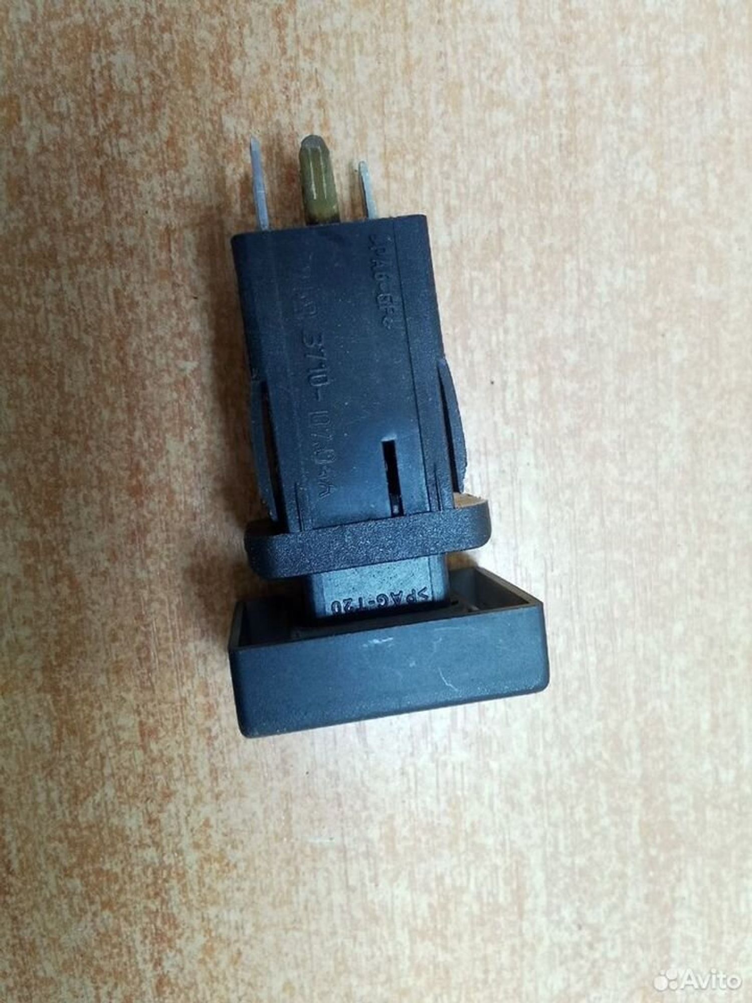 Кнопка обогрева стекла Datsun on-DO/Lada Granta, 500 рублей, Тамбов