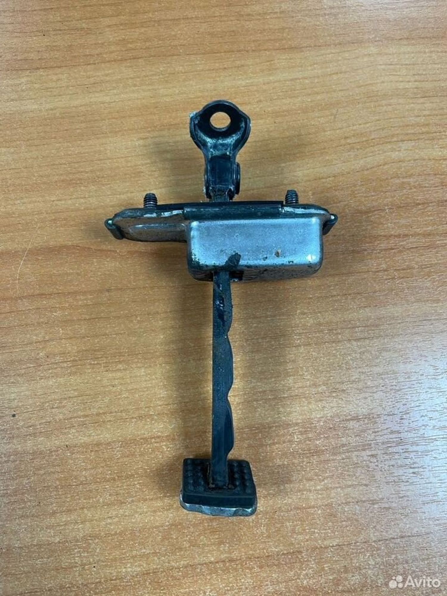 Ограничитель перед.прав. Kia Ceed II JD, 500 рублей, Тамбов