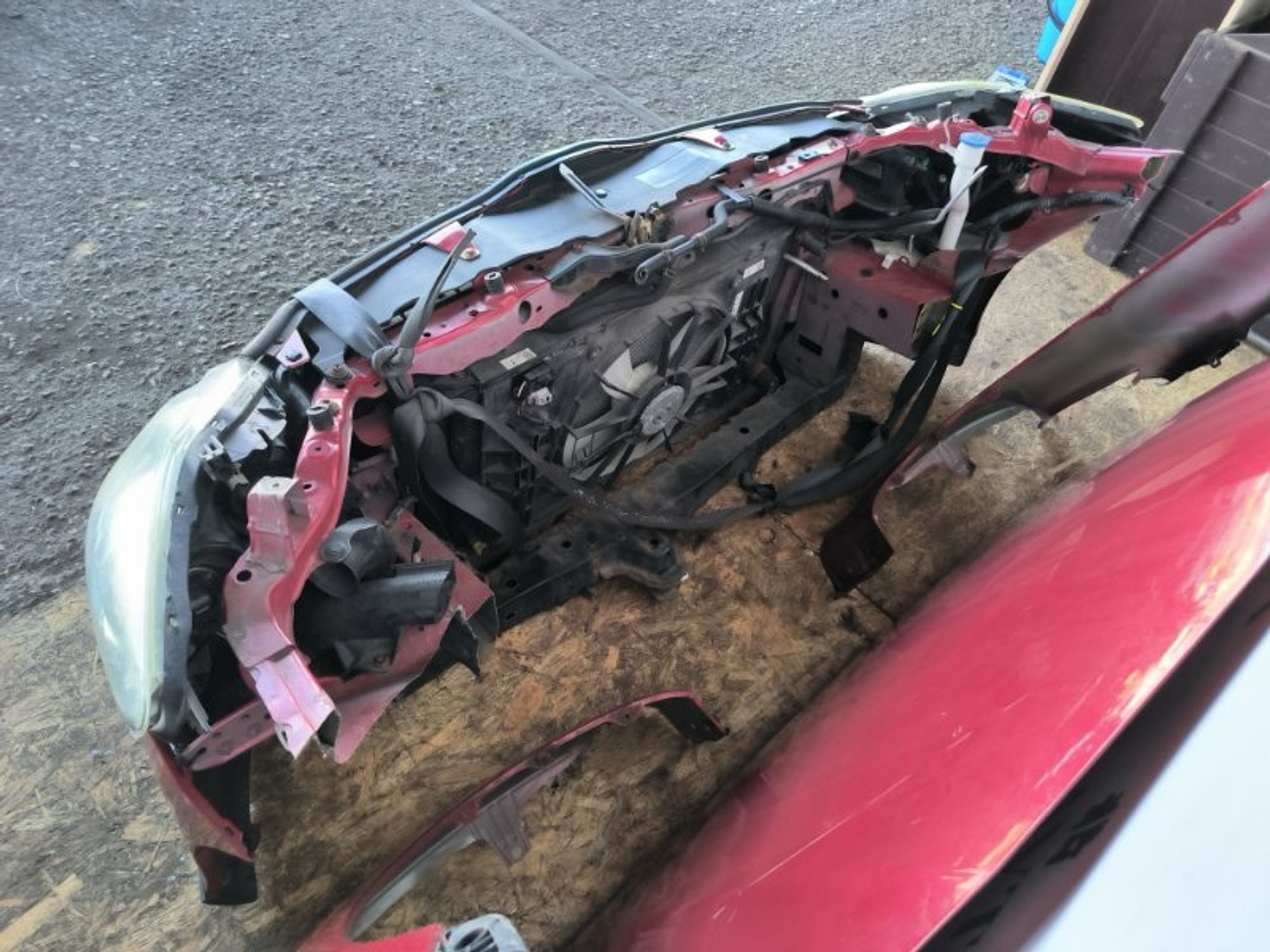 https://ycs.partsauto.market/partsauto-images/thmbs/a6ee63b7f11669ce0fb71ba137f5059b/1887864cc4322248662f700dc7996bcd/d6a046e38671d84d2b0d647b797907eb.jpg