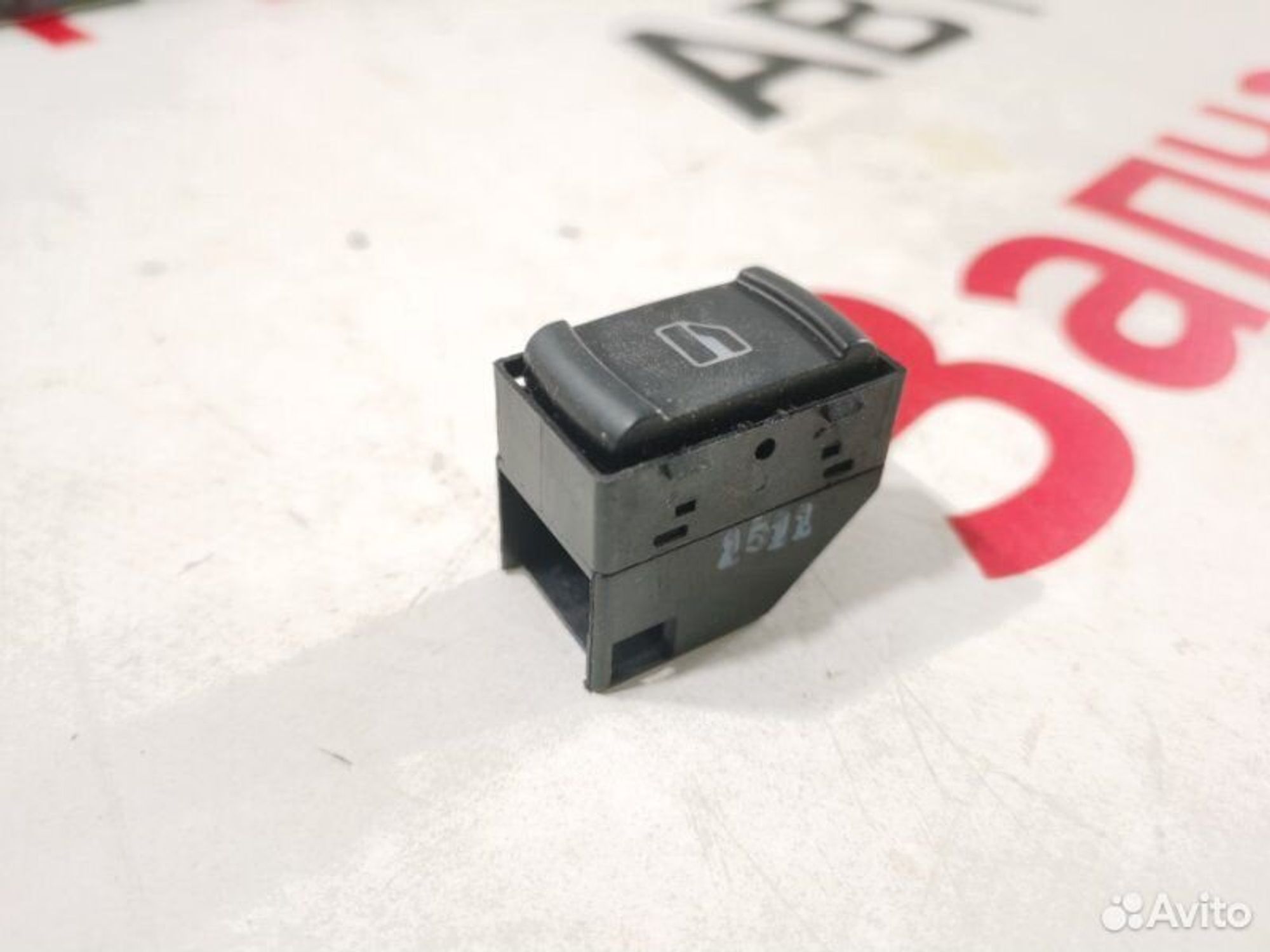 https://ycs.partsauto.market/partsauto-images/thmbs/afb38d96ab8c9795ecac00e406b21163/53ac71870b4ec25cfb9fbb150e30a5a5/c9eaff12f12b65c8ce3baaf156e10083.jpg