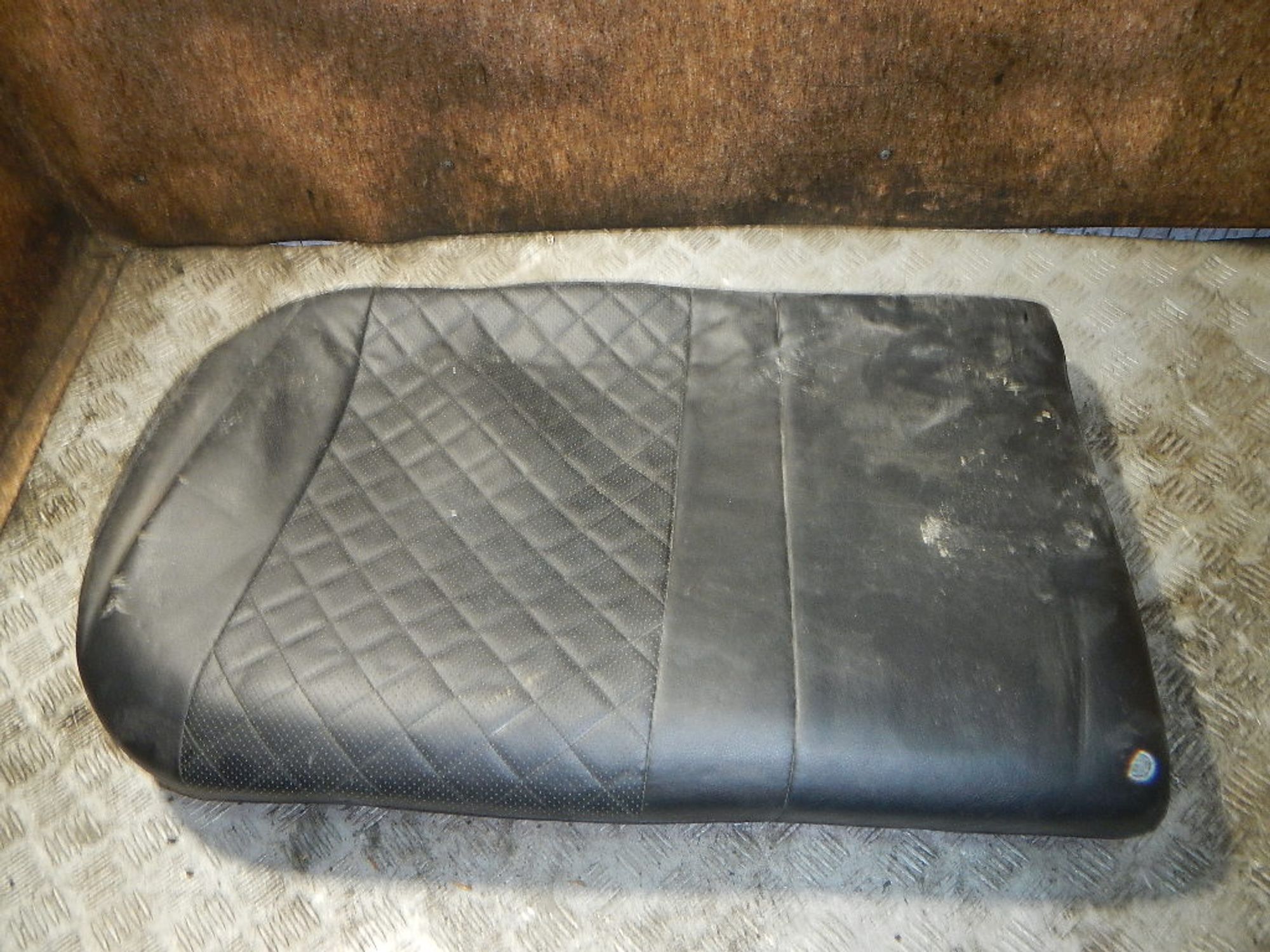 https://ycs.partsauto.market/partsauto-images/thmbs/b135e93f2d106a11df5e4386431c5e55/00597c2fde9593932cc9466ac780dd68/ce2648c5d6d97431bcb366834cb4264a.jpg