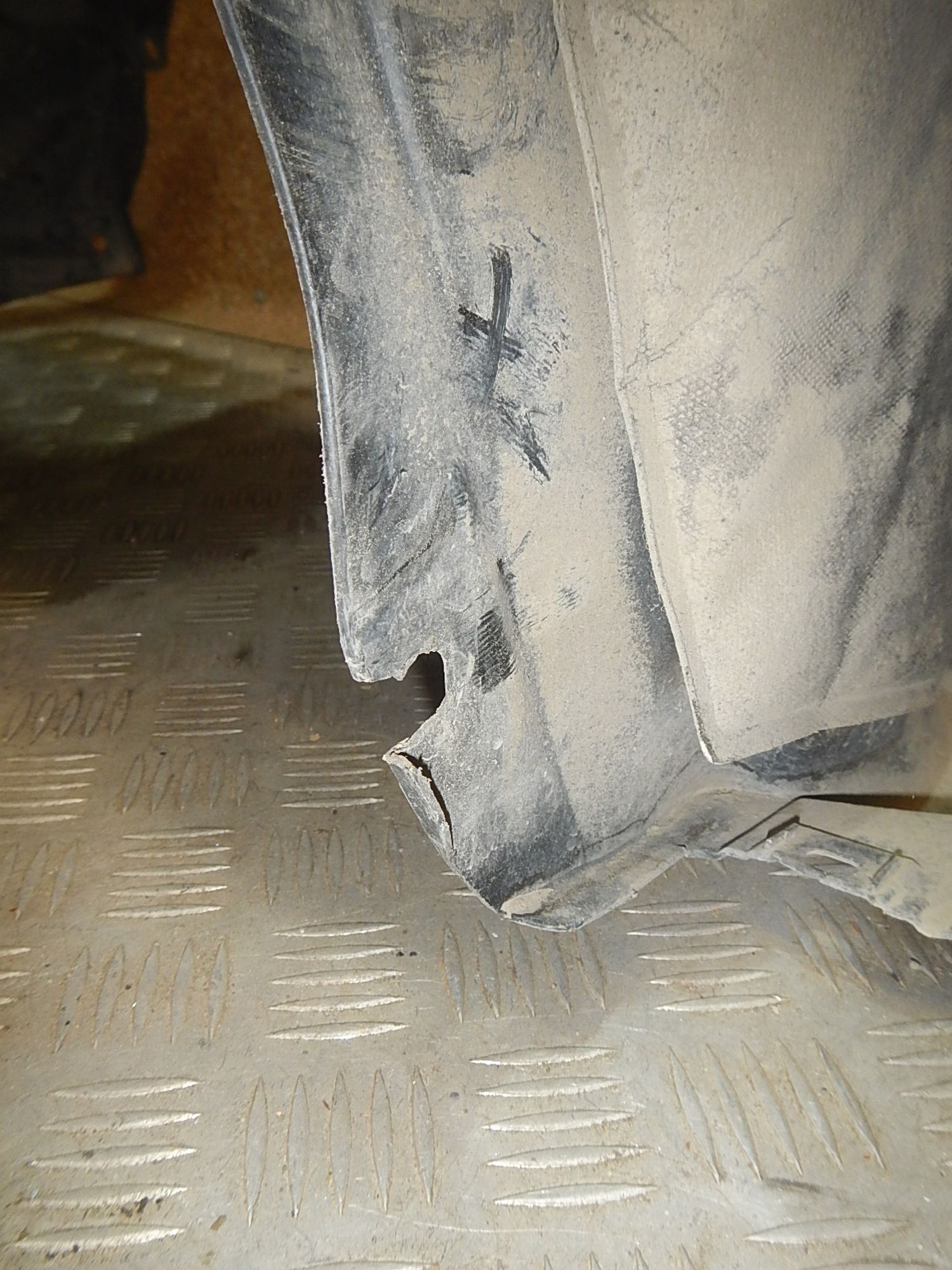 https://ycs.partsauto.market/partsauto-images/thmbs/b135e93f2d106a11df5e4386431c5e55/019eb45eadfdc6dc23159e059dcb749f/23cb04d1c1ede936c90112e7e8155e9f.jpg