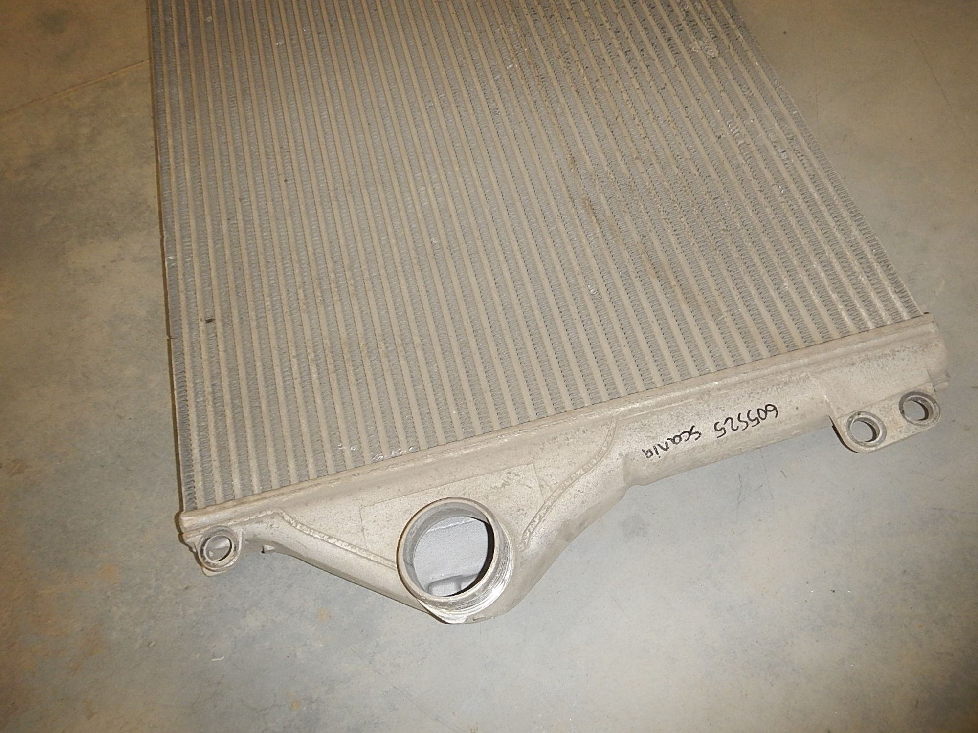 https://ycs.partsauto.market/partsauto-images/thmbs/b135e93f2d106a11df5e4386431c5e55/024ef86323ab6ebc83c402c77fc580bd/7f9a39c2ff222cfffbb13b8fd4b35802.jpg