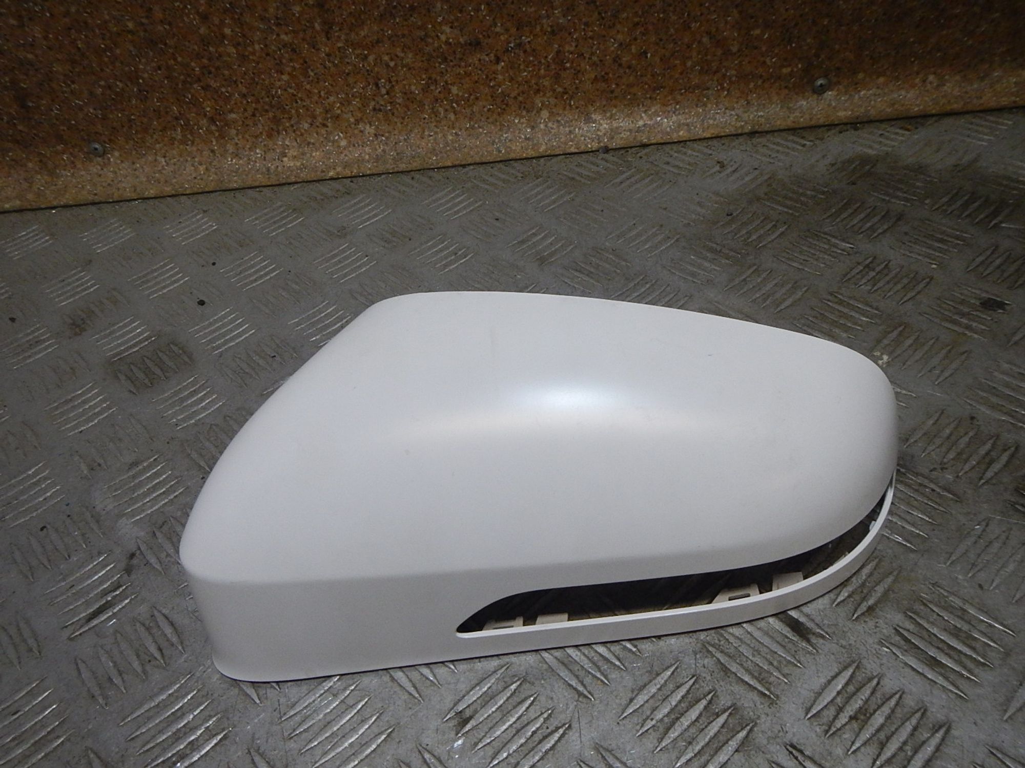 https://ycs.partsauto.market/partsauto-images/thmbs/b135e93f2d106a11df5e4386431c5e55/0284d22a3cc2b3ecd72170a3518259a9/fe34ff7fbdd8a4a7e03dcbdceff86147.jpg