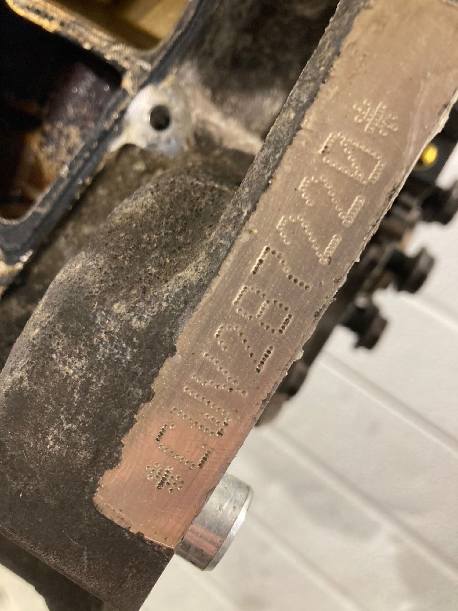 https://ycs.partsauto.market/partsauto-images/thmbs/b135e93f2d106a11df5e4386431c5e55/05f4d5a25fa4e3086855590daa92ebd2/6c1bc41472302f3e6ca92213318d5c3b.jpg
