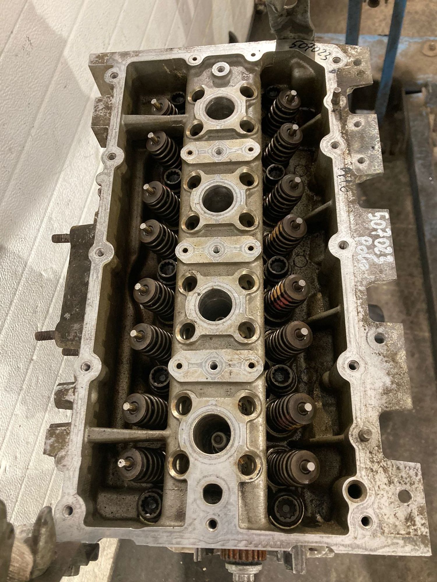 https://ycs.partsauto.market/partsauto-images/thmbs/b135e93f2d106a11df5e4386431c5e55/05f4d5a25fa4e3086855590daa92ebd2/f0ff2eaae579d4a880dbe8230896a7fb.jpg