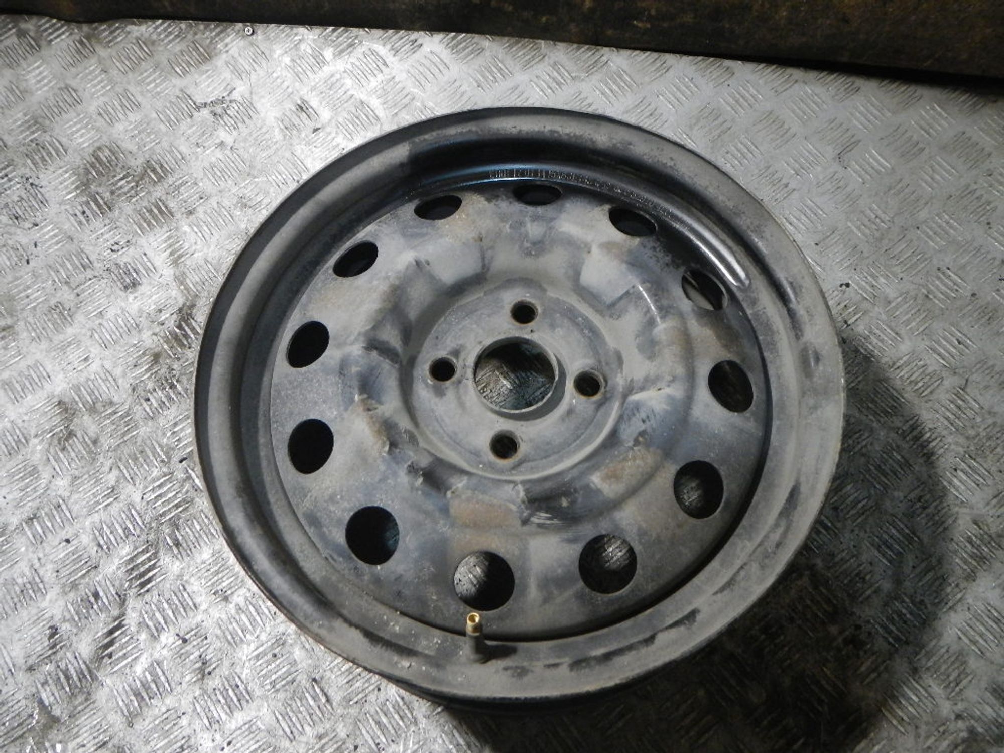 https://ycs.partsauto.market/partsauto-images/thmbs/b135e93f2d106a11df5e4386431c5e55/0821ed0ea58685275e36c1fb8b312108/5a9eb2ef75cf9f17fc2b6e0ffd831db8.jpg