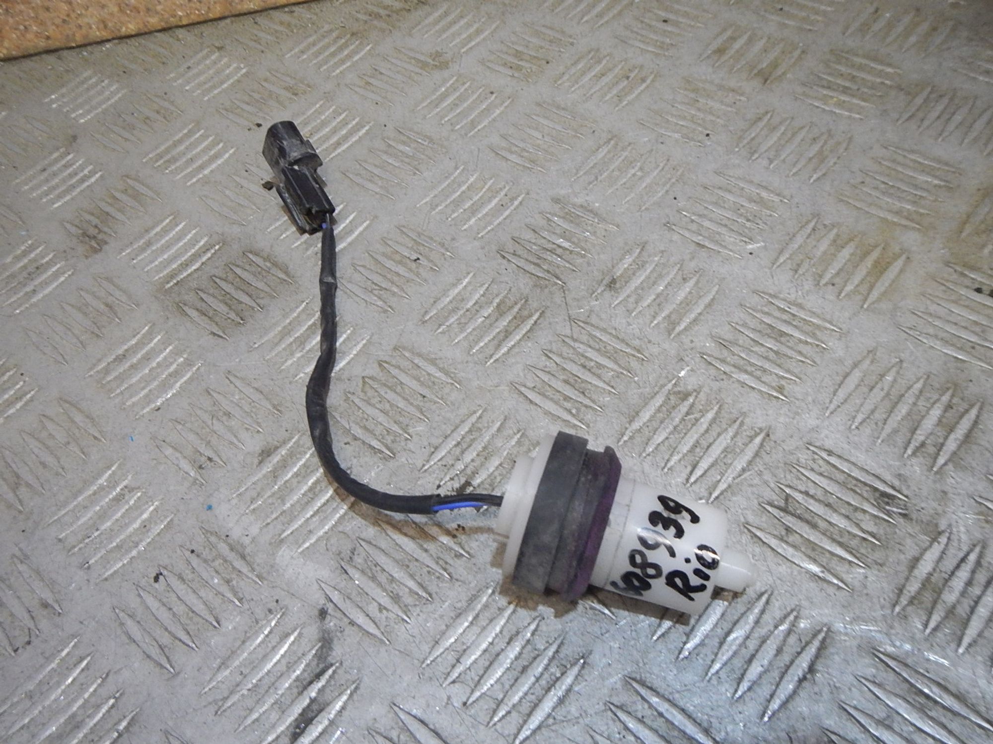 https://ycs.partsauto.market/partsauto-images/thmbs/b135e93f2d106a11df5e4386431c5e55/085f14ebf2cc8b8ae80d5e19ac7aaf75/0914a7a324e2f36fb7be357149e0d1cb.jpg