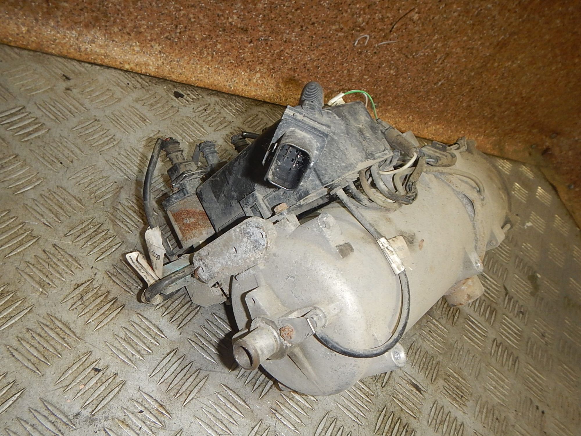 https://ycs.partsauto.market/partsauto-images/thmbs/b135e93f2d106a11df5e4386431c5e55/08e4d8da815429344f790eae6a6a38d6/f6aed03e0c1f80d0d9eda8ee71a4e485.jpg