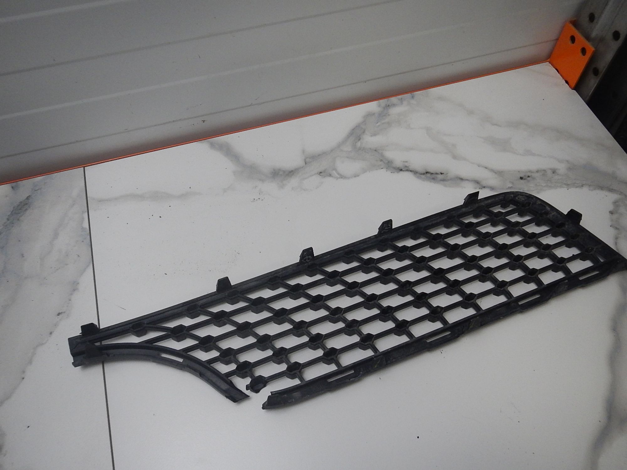 https://ycs.partsauto.market/partsauto-images/thmbs/b135e93f2d106a11df5e4386431c5e55/098b040a670e39e5fbea6c63e1e4ad0e/73bc311314459720395a78c97e0a341c.jpg