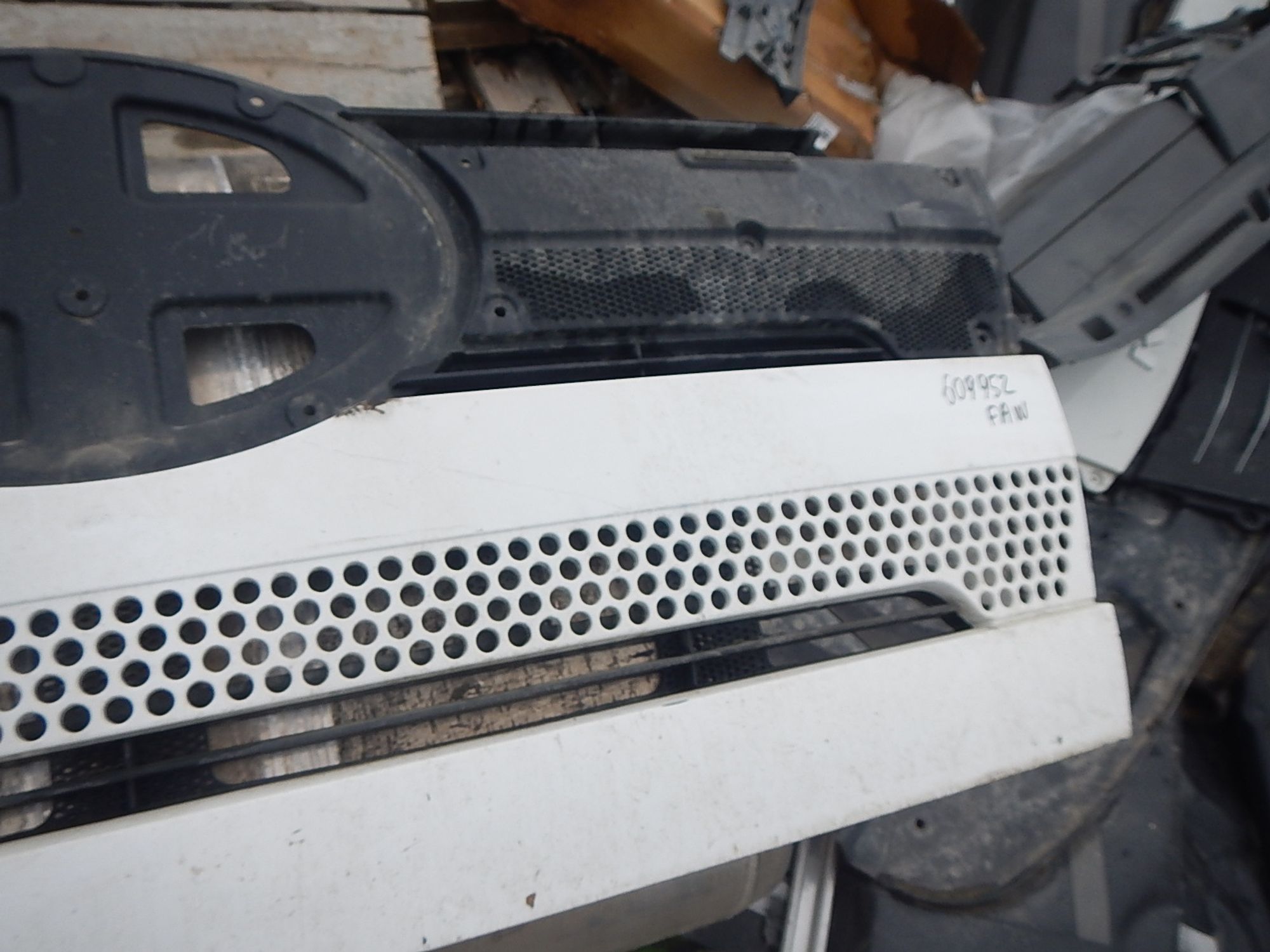 https://ycs.partsauto.market/partsauto-images/thmbs/b135e93f2d106a11df5e4386431c5e55/0b479a9037f1502d5a49161a109c054d/22846ddc5774b2b7a2d5f20c6da4277d.jpg