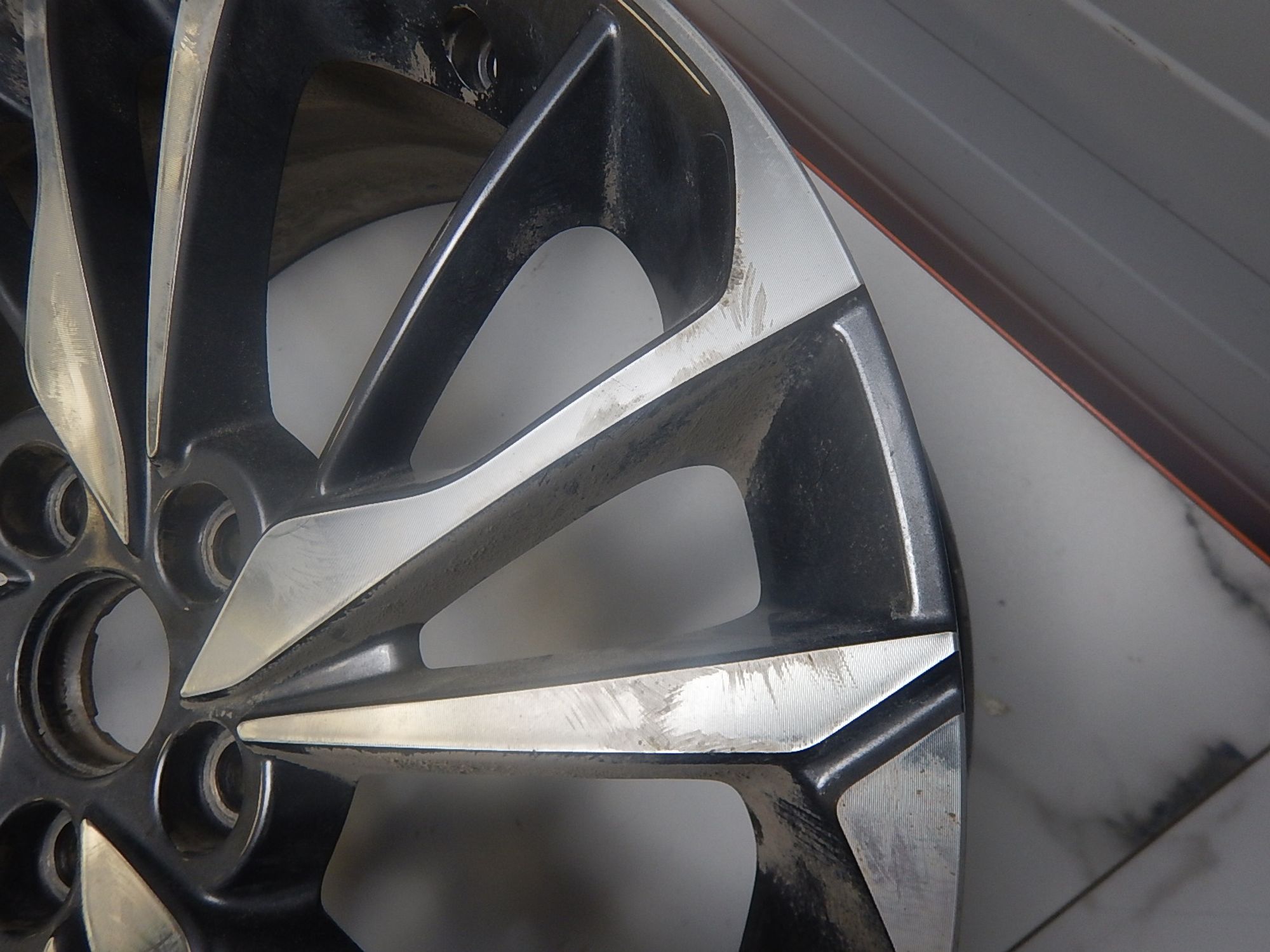 https://ycs.partsauto.market/partsauto-images/thmbs/b135e93f2d106a11df5e4386431c5e55/0cd52b57d5253fe9659ea3df9c4a225d/e8da7a47d0335d33314de6c4aab9e36a.jpg