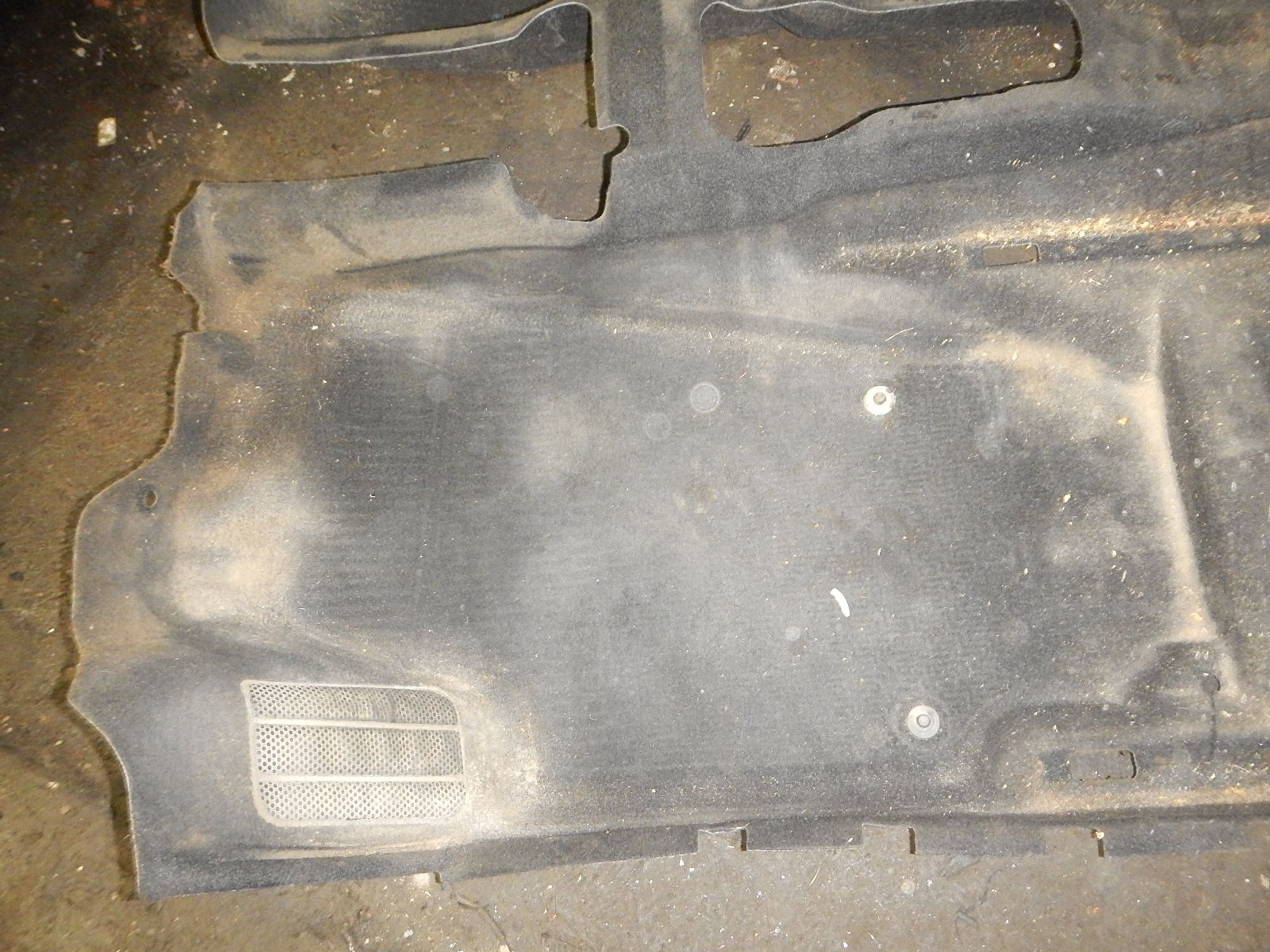 https://ycs.partsauto.market/partsauto-images/thmbs/b135e93f2d106a11df5e4386431c5e55/0dd8348e60f6e65d18d21473e986c1e5/8f1cfc2870d32ee8c14d9ec7eb39d6ca.jpg