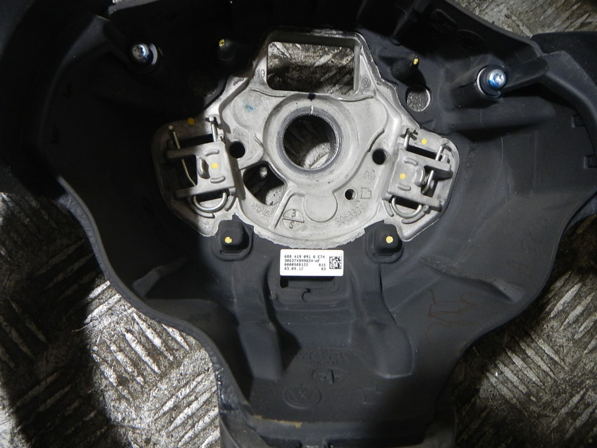 https://ycs.partsauto.market/partsauto-images/thmbs/b135e93f2d106a11df5e4386431c5e55/0df219c19b35526bc332bc436fe7a320/3082767187589dfe1c0413c75986c26c.jpg