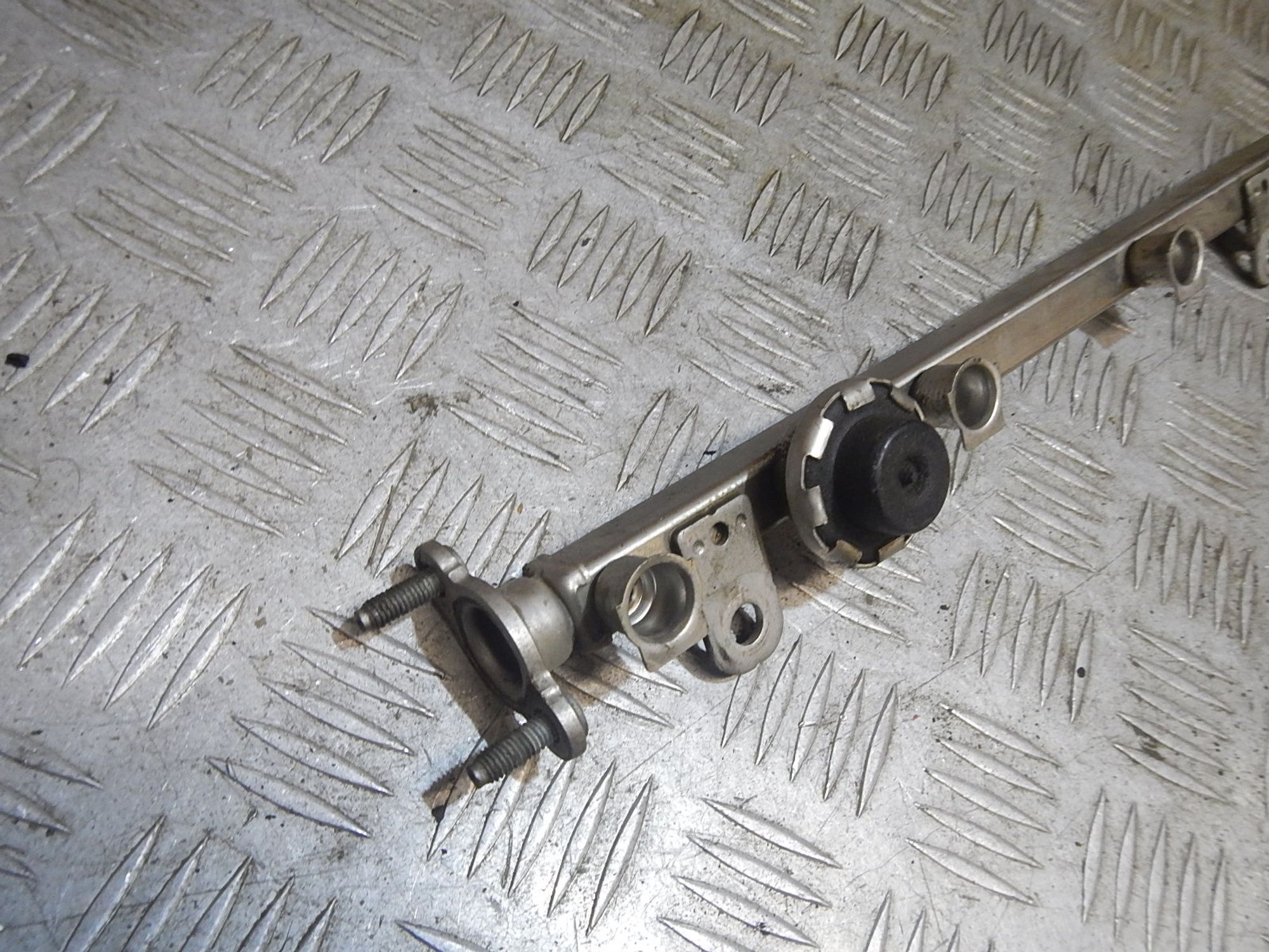 https://ycs.partsauto.market/partsauto-images/thmbs/b135e93f2d106a11df5e4386431c5e55/0ec6c44c01fb6e376f44d5f32f1167ca/0eb4836c51f5889ea4eb27686cb77042.jpg