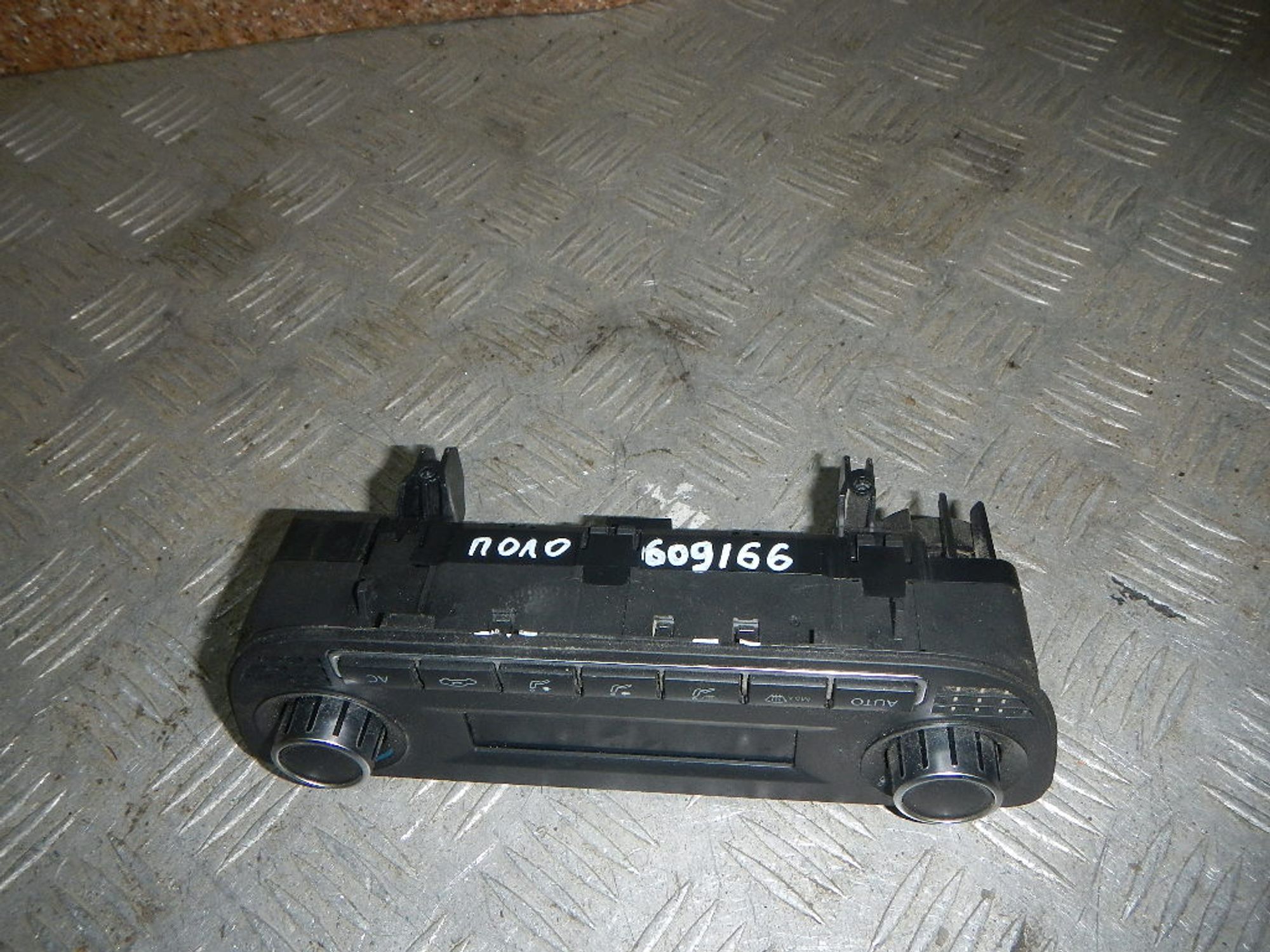 https://ycs.partsauto.market/partsauto-images/thmbs/b135e93f2d106a11df5e4386431c5e55/18140ea0e9cbf342001370f58760ebd7/dc47a13eb0cc726d363581893fd94a52.jpg