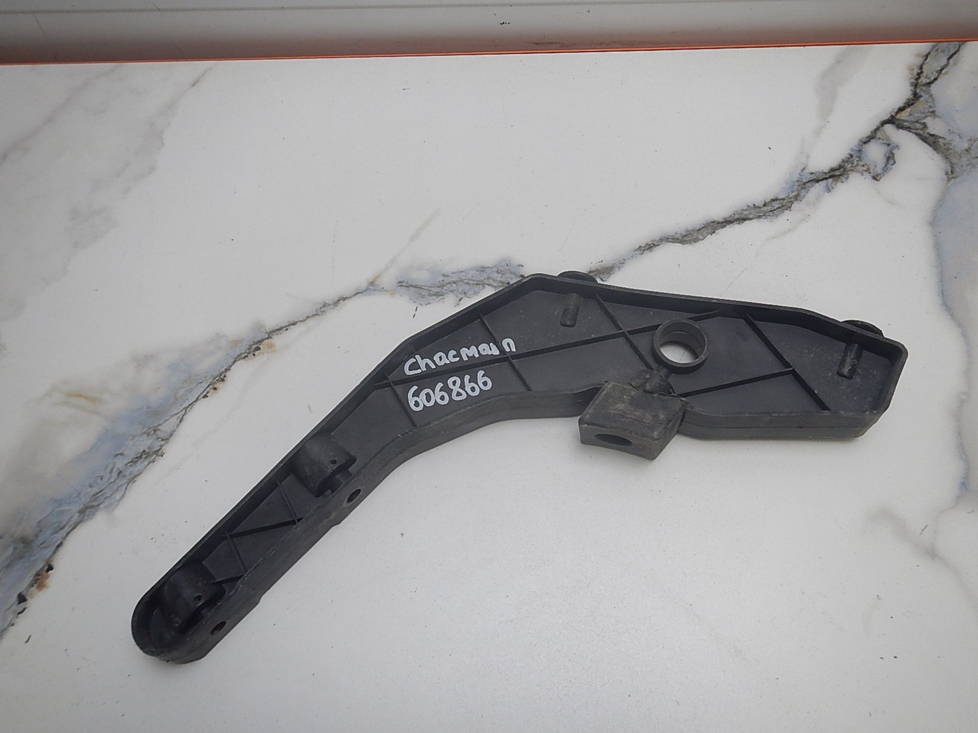 https://ycs.partsauto.market/partsauto-images/thmbs/b135e93f2d106a11df5e4386431c5e55/18c8c41a01f5c9729cbc758ac60816b2/ad15891dcdb46a6a4d3a54aa848c837f.jpg