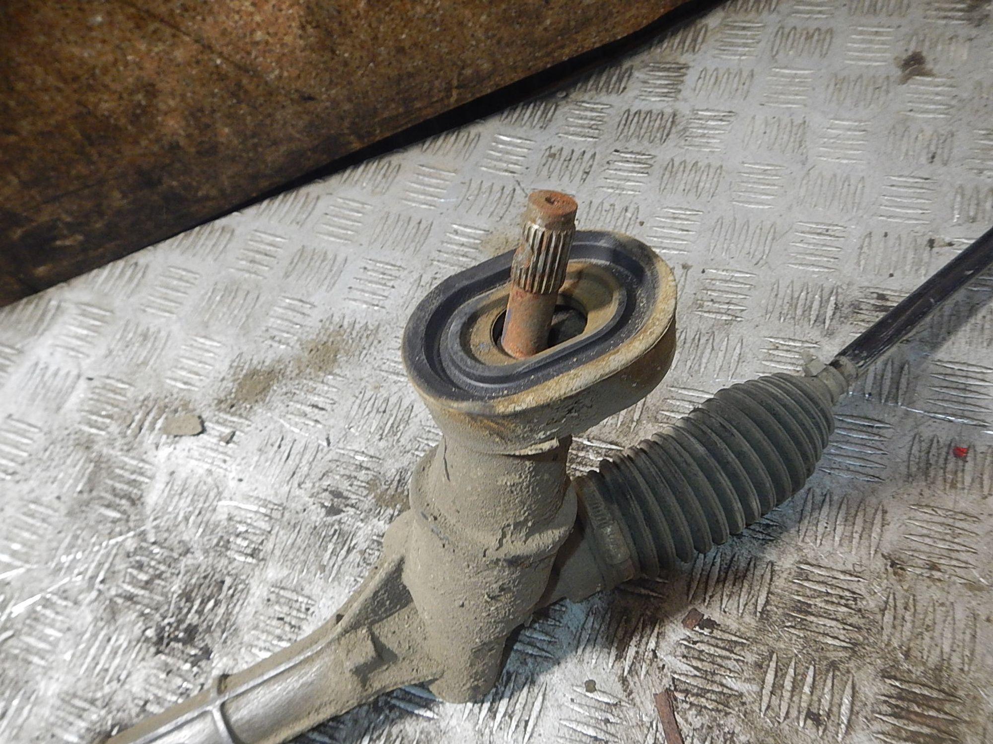 https://ycs.partsauto.market/partsauto-images/thmbs/b135e93f2d106a11df5e4386431c5e55/1a8cb28fac924476ac1a7c212963eb90/12672ad046c13ca475ee253b2b549b11.jpg