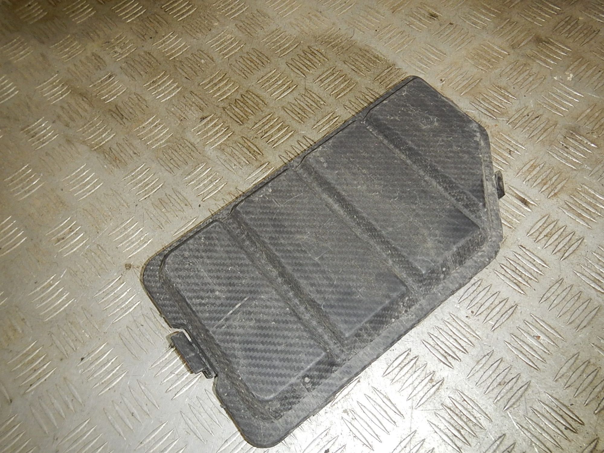 https://ycs.partsauto.market/partsauto-images/thmbs/b135e93f2d106a11df5e4386431c5e55/20498aac64f859871aa90e7c333d42f5/72748e91e5bc00fb348bcbe6f56bd4af.jpg