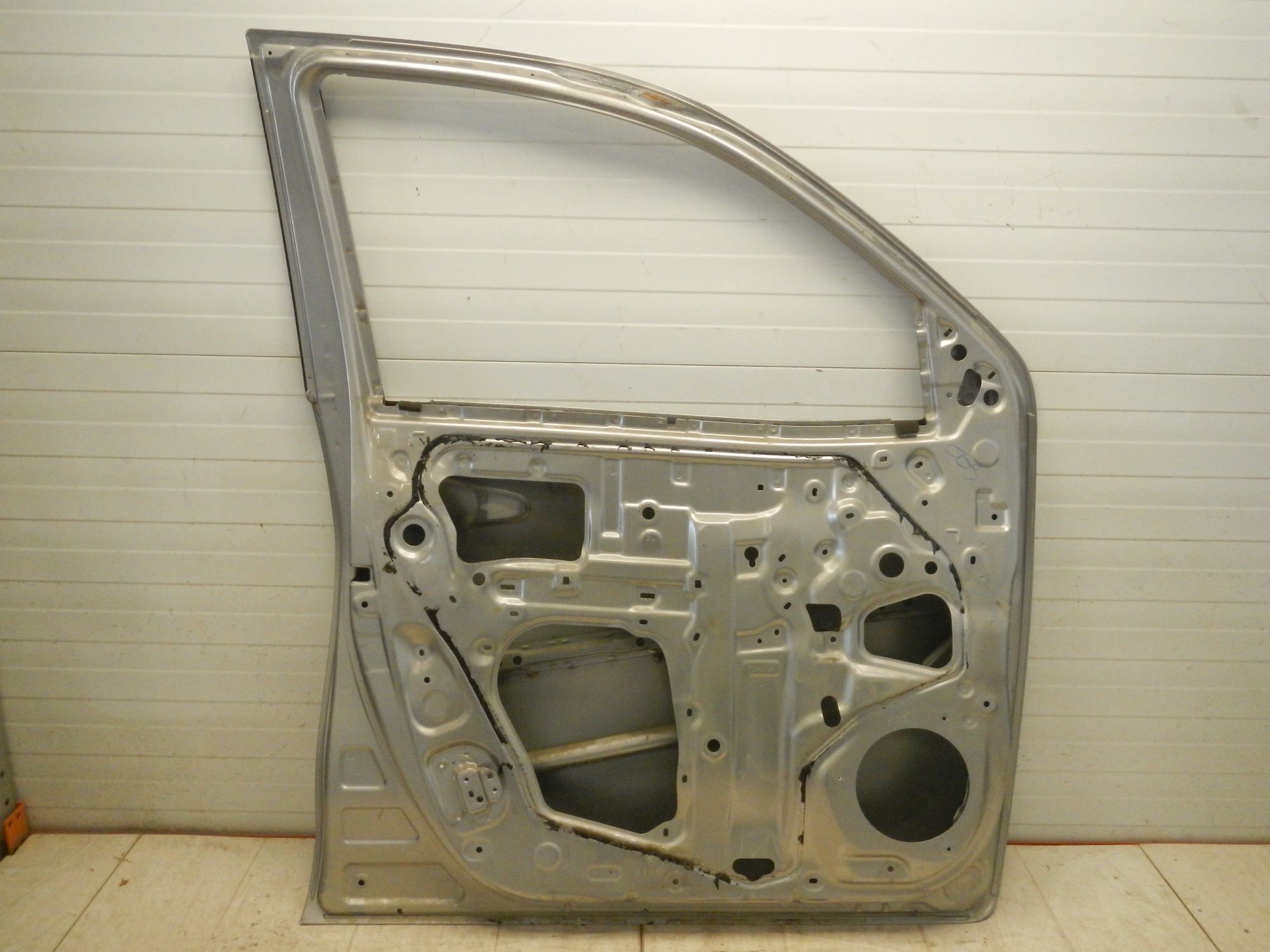 https://ycs.partsauto.market/partsauto-images/thmbs/b135e93f2d106a11df5e4386431c5e55/207a8c5c7daf7d848bdf44bef647ce87/913442504a20d6af23a7bdb9146f3981.jpg