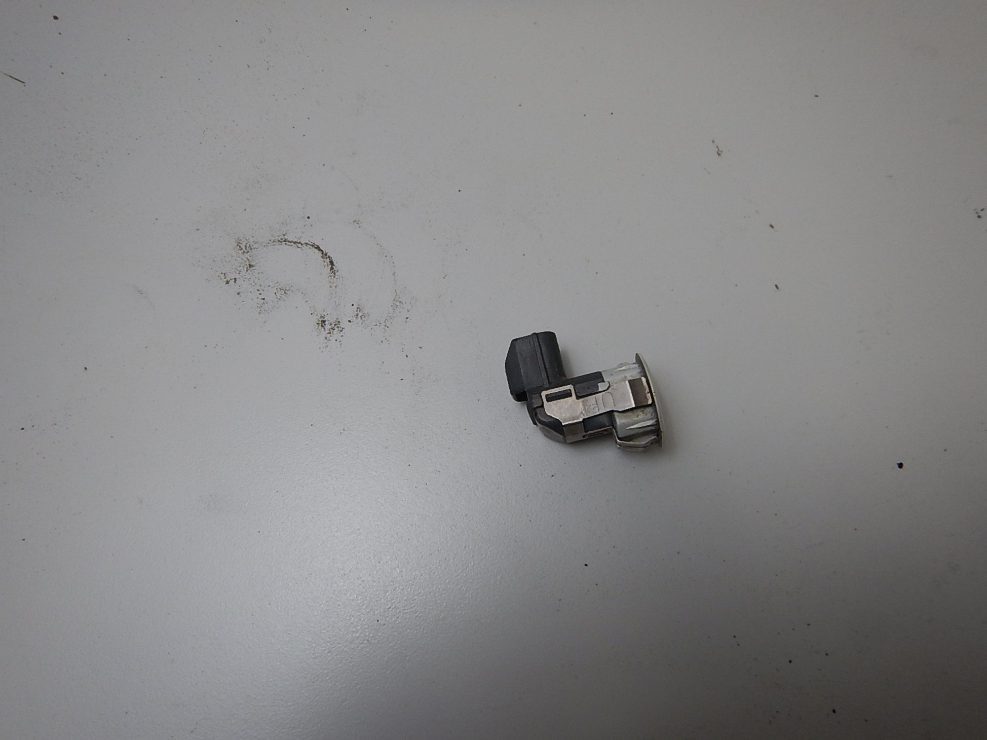 https://ycs.partsauto.market/partsauto-images/thmbs/b135e93f2d106a11df5e4386431c5e55/215e6203b6d0beaeaac9c4aa04659976/1f1effcaf59070bcde6f9ed7ccf682ca.jpg