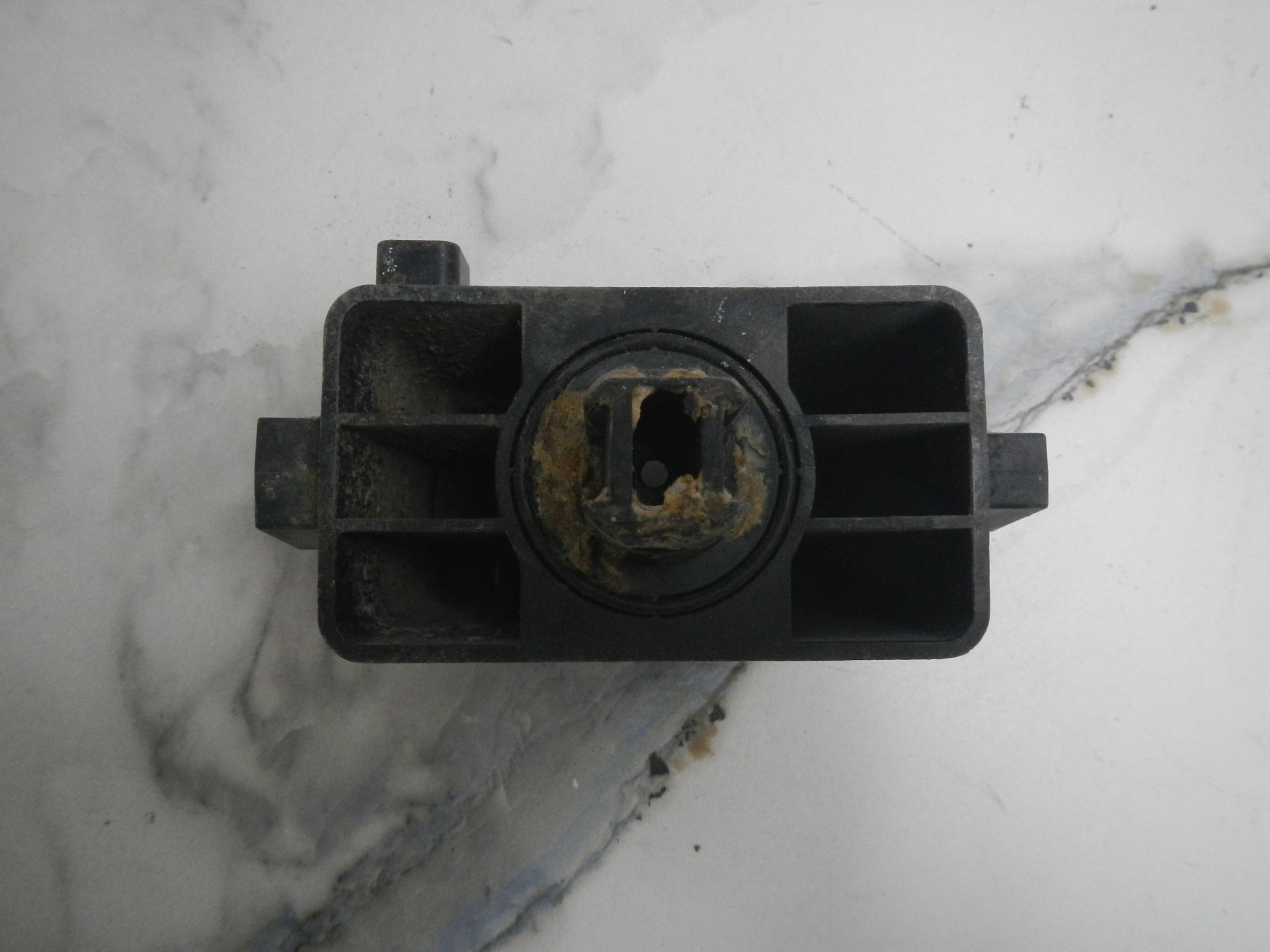 https://ycs.partsauto.market/partsauto-images/thmbs/b135e93f2d106a11df5e4386431c5e55/21ee3e9adc0736324ae07ce379b7ff33/81b4e217a9a7032cc139e1a63eb5d0e9.jpg