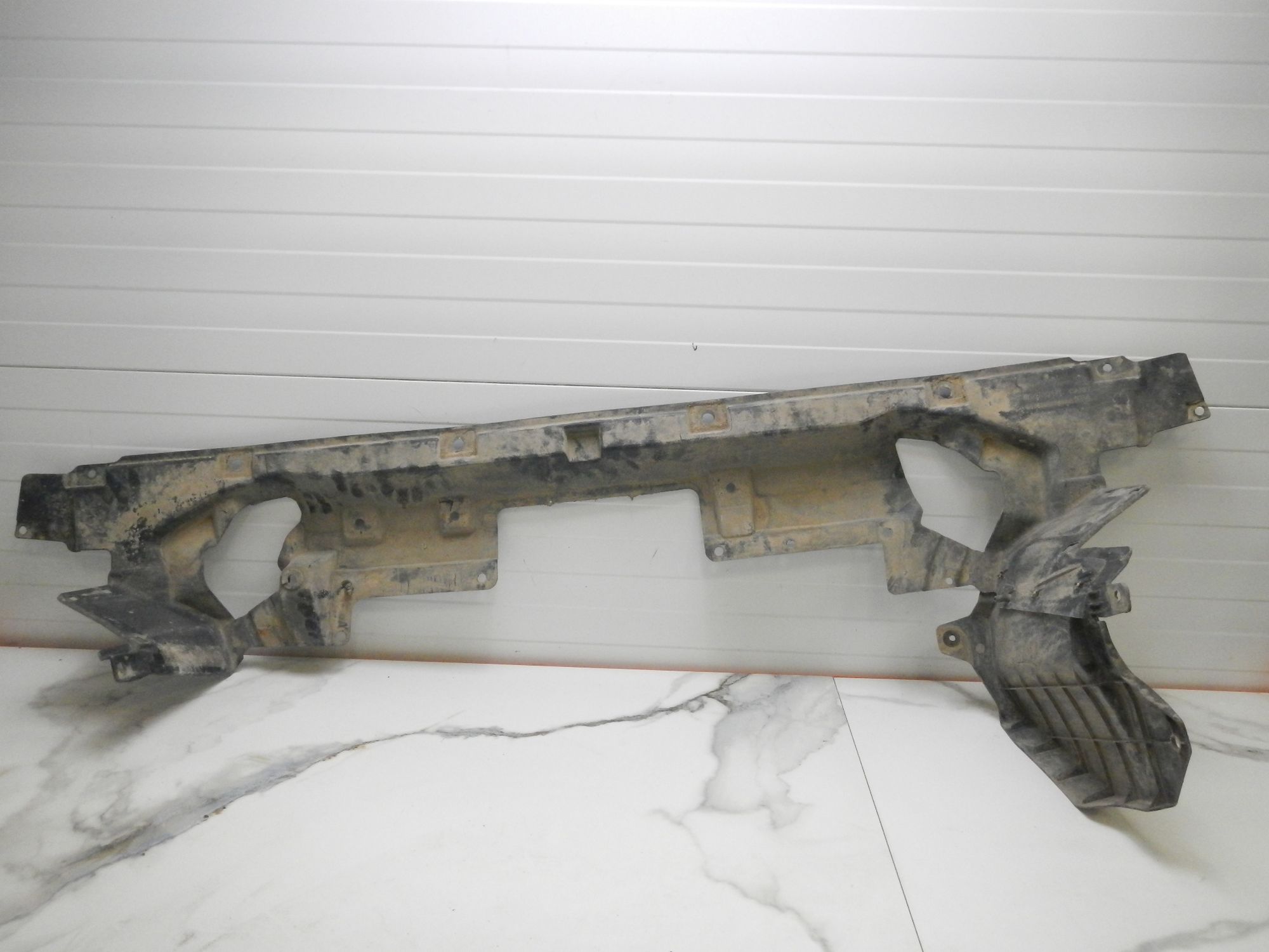 https://ycs.partsauto.market/partsauto-images/thmbs/b135e93f2d106a11df5e4386431c5e55/2311f38a4810a2c25b5f9c6db3bb9770/a18adb0c4ae43cfab74107bff128d261.jpg