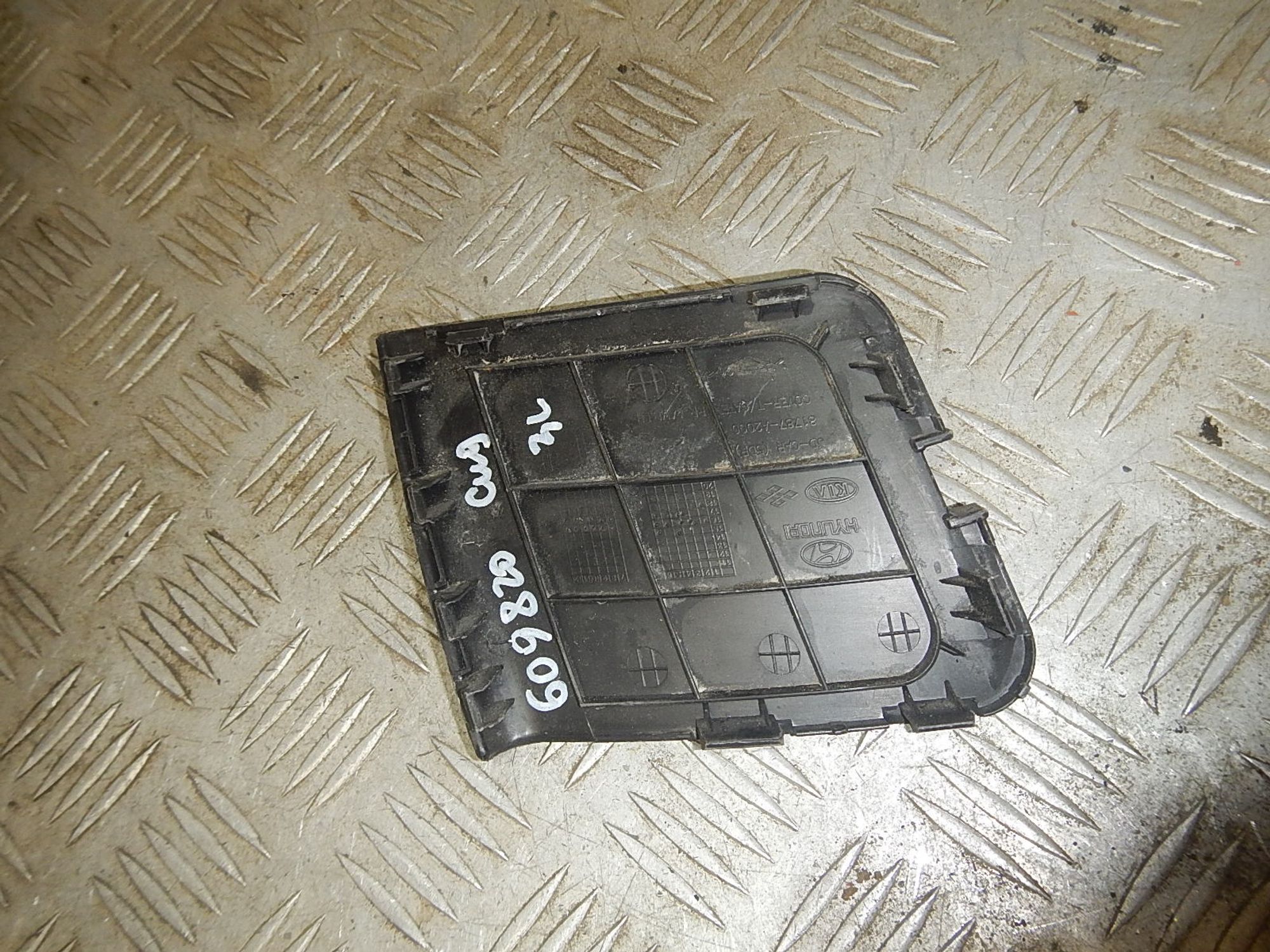 https://ycs.partsauto.market/partsauto-images/thmbs/b135e93f2d106a11df5e4386431c5e55/2838d0ee5195bb623033829640bc11ef/ef25f74681833afca379786f18beafc8.jpg