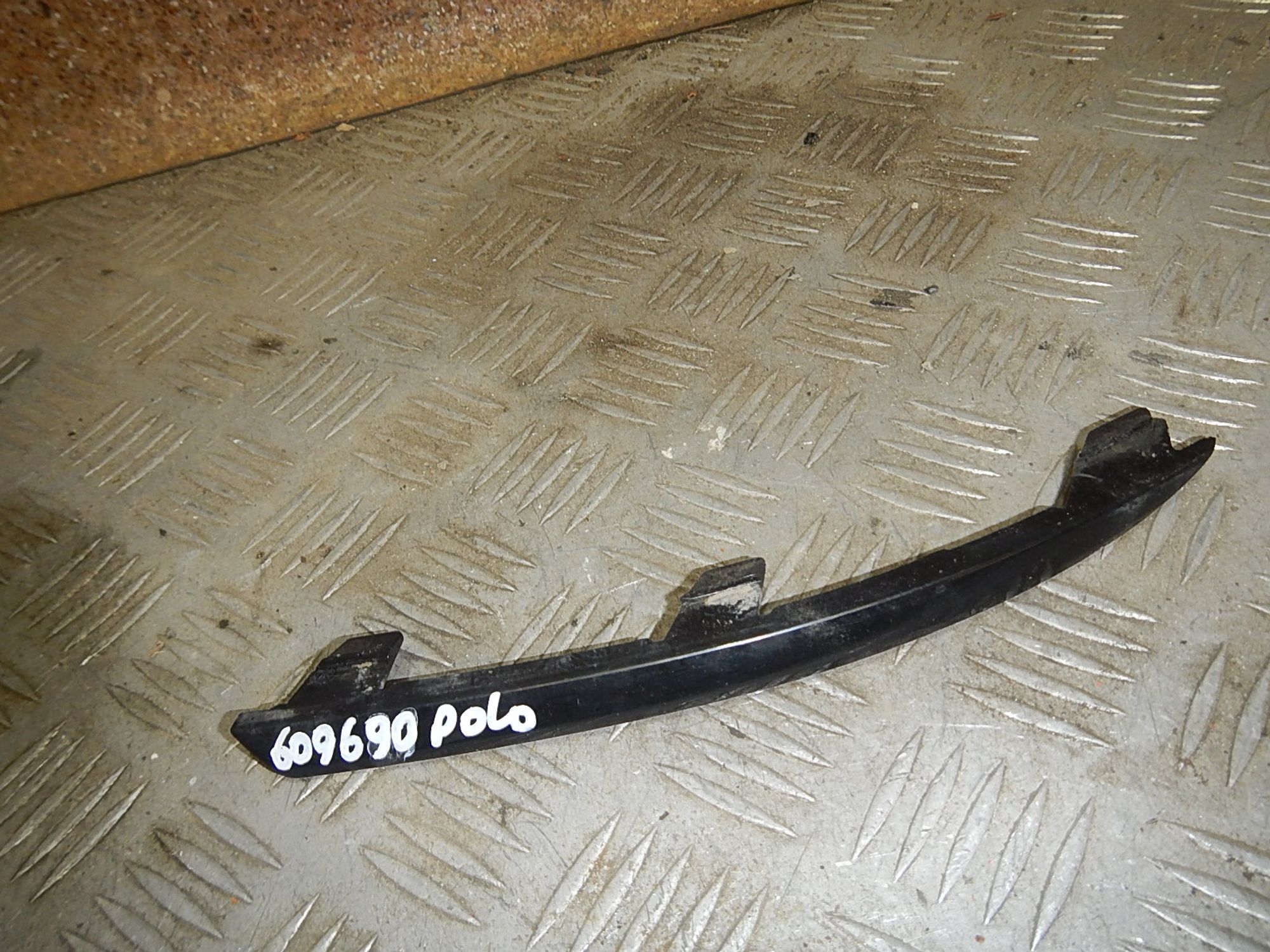 https://ycs.partsauto.market/partsauto-images/thmbs/b135e93f2d106a11df5e4386431c5e55/2946f8f01bd1b5306554af38ff981b86/52d0682a80a770a281bcbb15e3ad7c93.jpg
