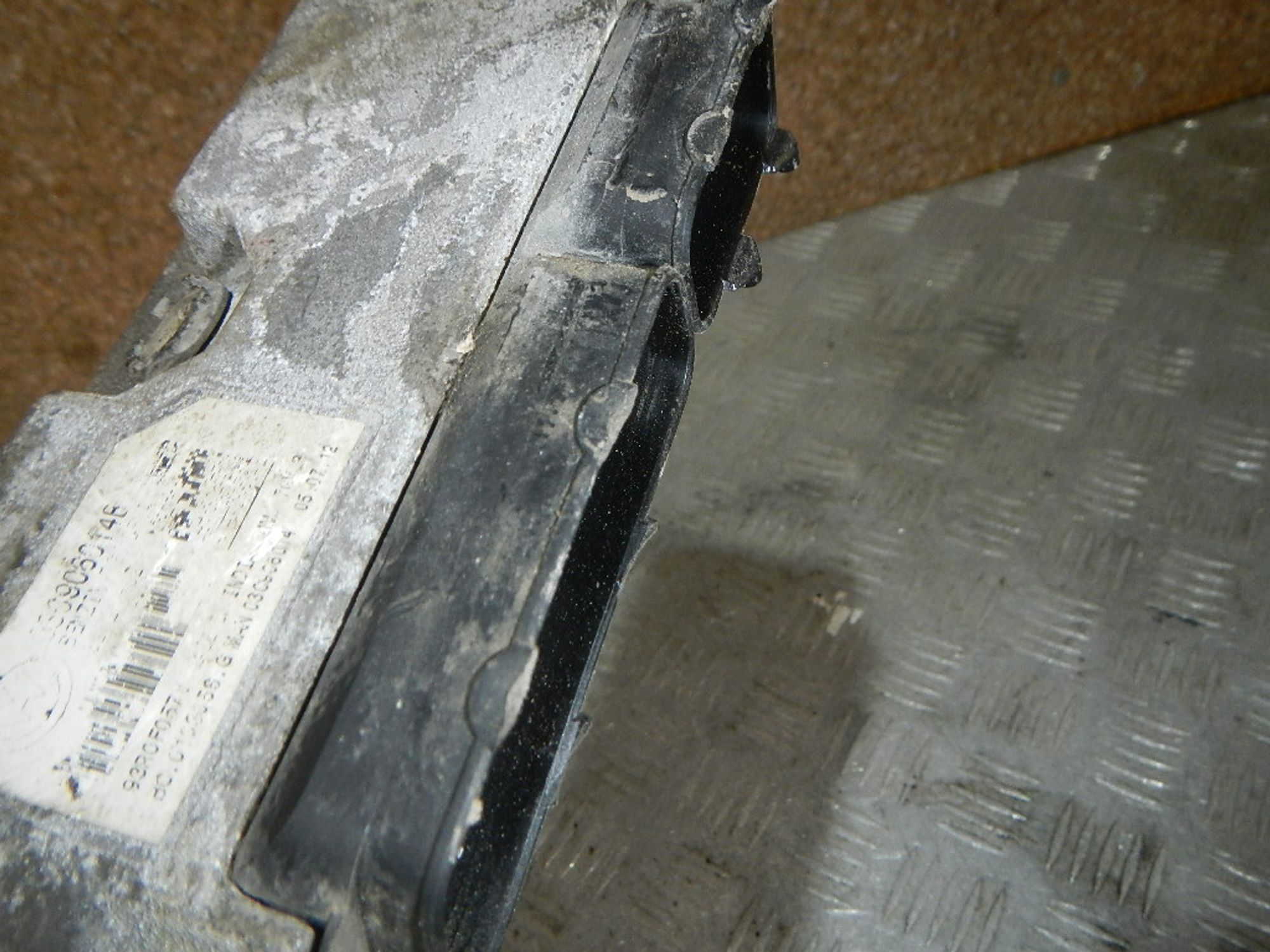 https://ycs.partsauto.market/partsauto-images/thmbs/b135e93f2d106a11df5e4386431c5e55/2a2fea1f3e0afbcab35cb7aeee4748a0/39341c6d403851b584fd5ae579bceef1.jpg