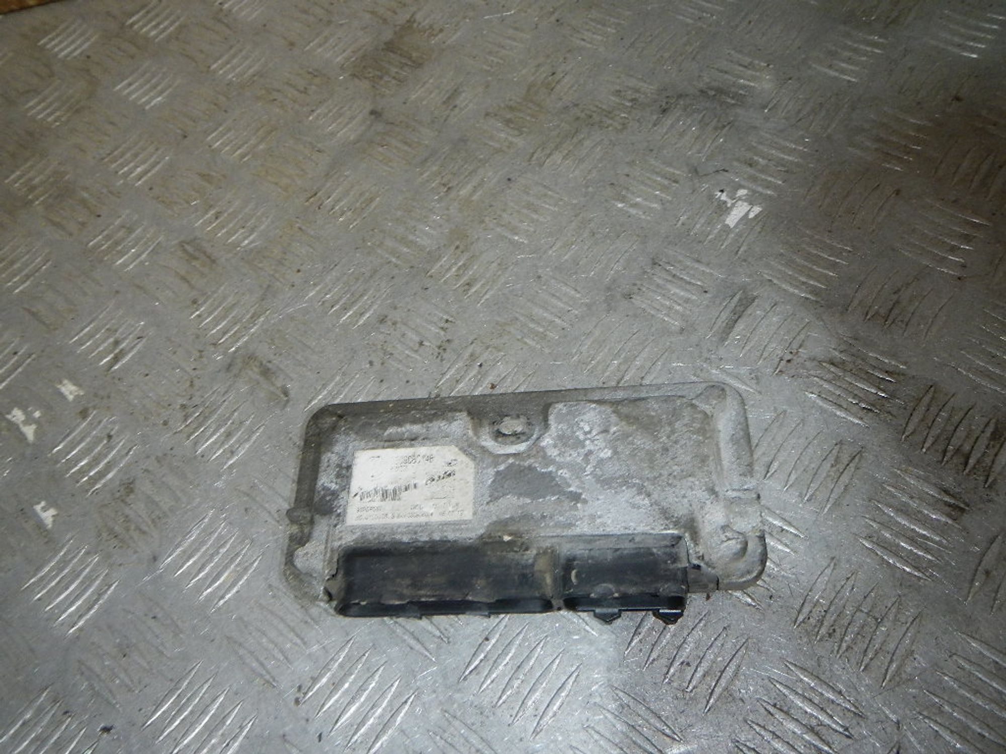 https://ycs.partsauto.market/partsauto-images/thmbs/b135e93f2d106a11df5e4386431c5e55/2a2fea1f3e0afbcab35cb7aeee4748a0/a085af6ba7c8e71e7e20e34742424c76.jpg
