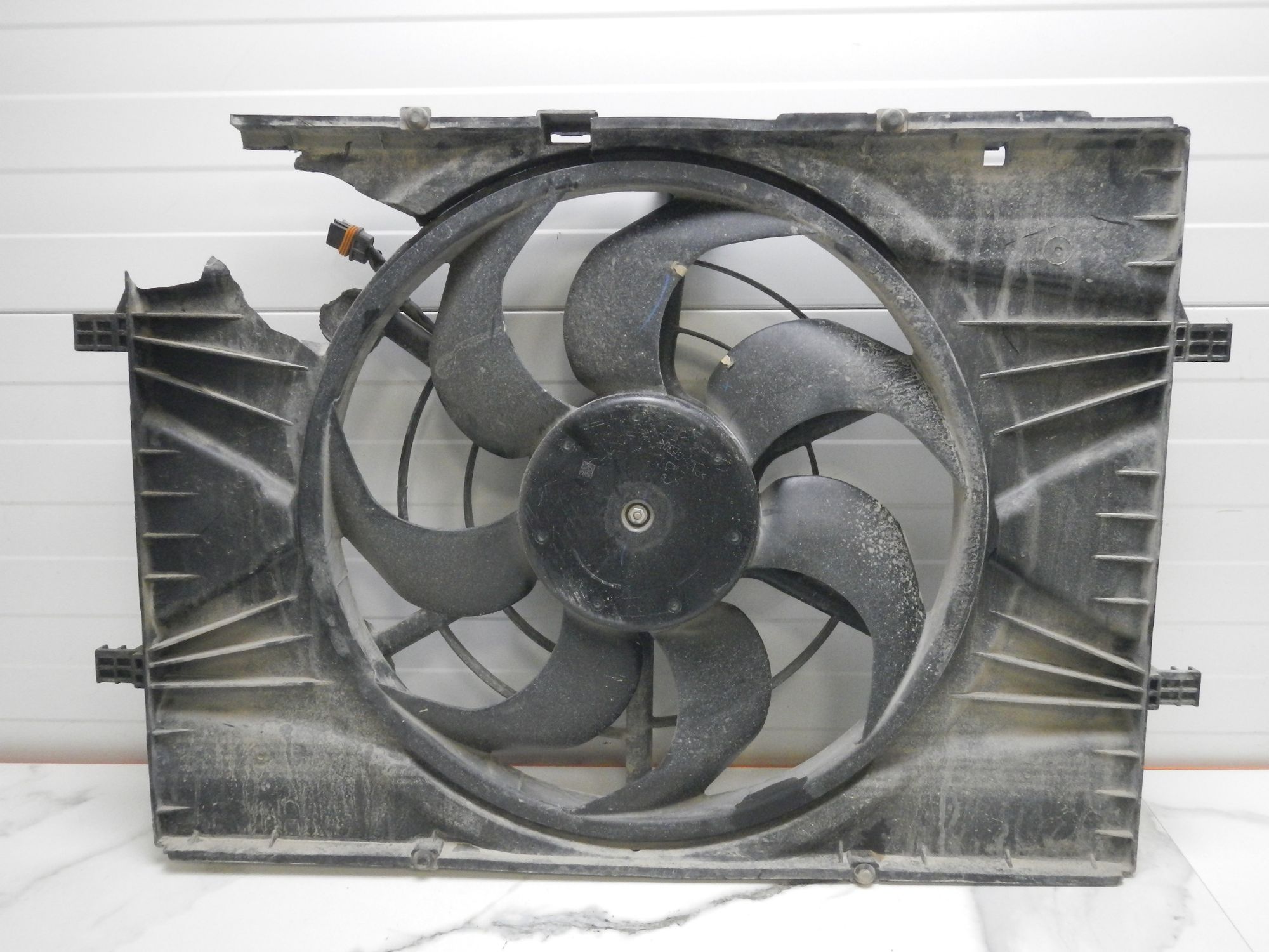 https://ycs.partsauto.market/partsauto-images/thmbs/b135e93f2d106a11df5e4386431c5e55/2f20f6faf207f70c13be70512499e3d9/b9cef953a2aec7030f797b49eca416a9.jpg