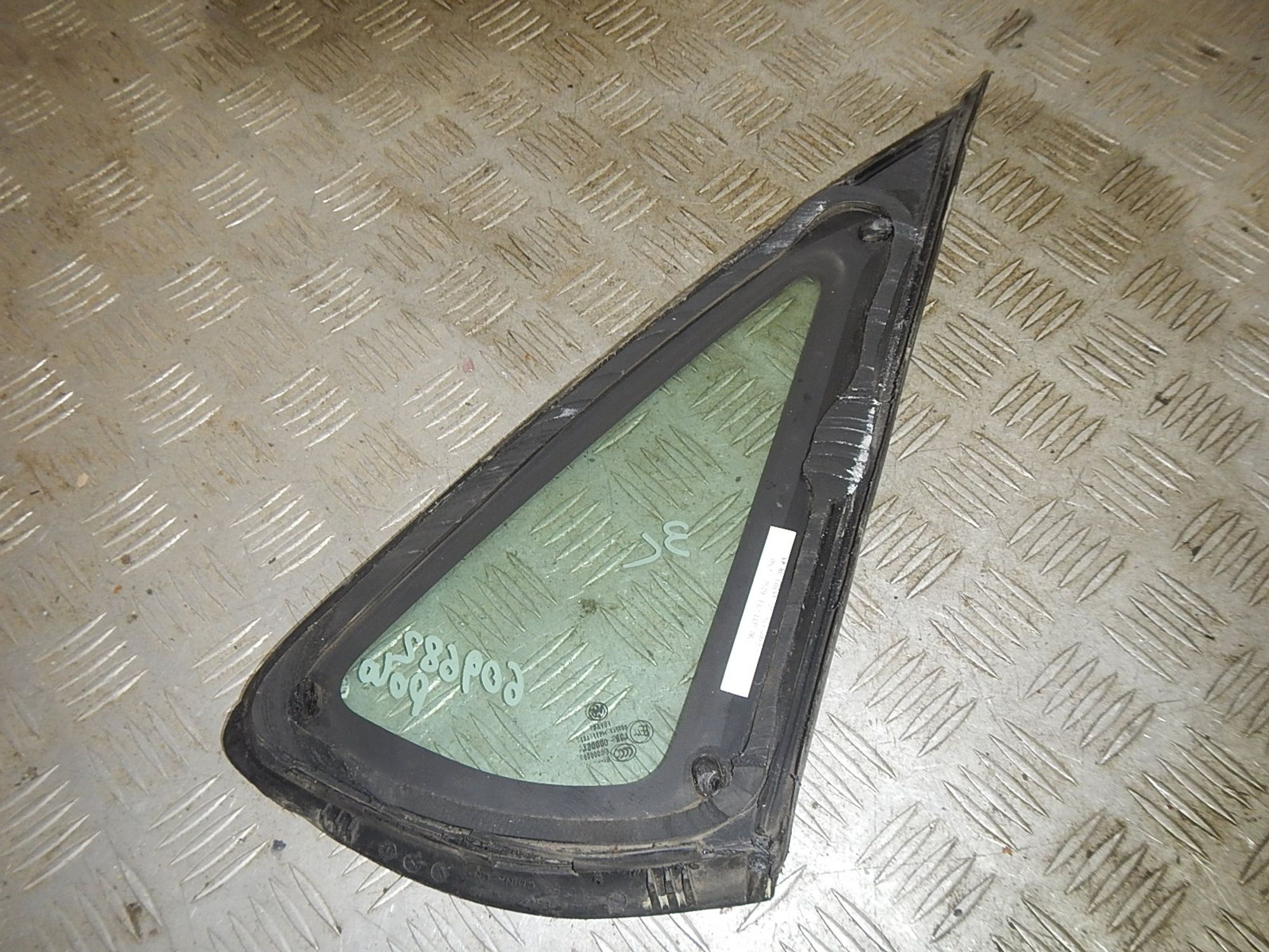 https://ycs.partsauto.market/partsauto-images/thmbs/b135e93f2d106a11df5e4386431c5e55/308ed870afb65a84cf34aca4efde70c3/98771952b23f847ff9e03f401a52b493.jpg