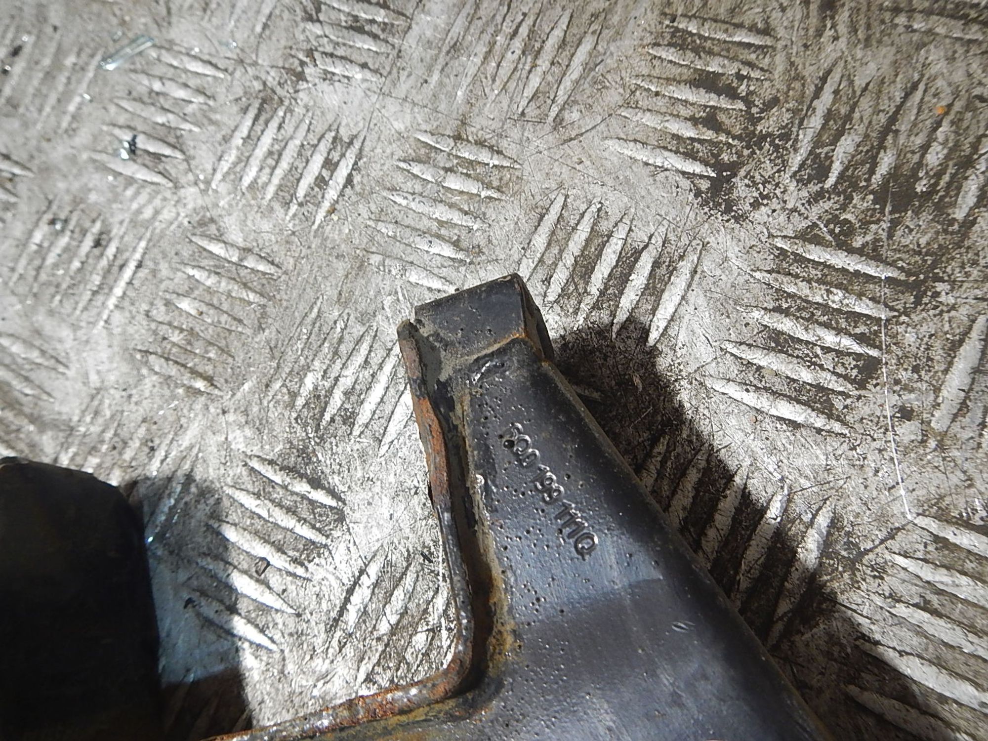https://ycs.partsauto.market/partsauto-images/thmbs/b135e93f2d106a11df5e4386431c5e55/31925f5bbfc0e2d541716b3fb7ab55d9/2cb958fd5e07fa76e4bda7a32cb81aa0.jpg