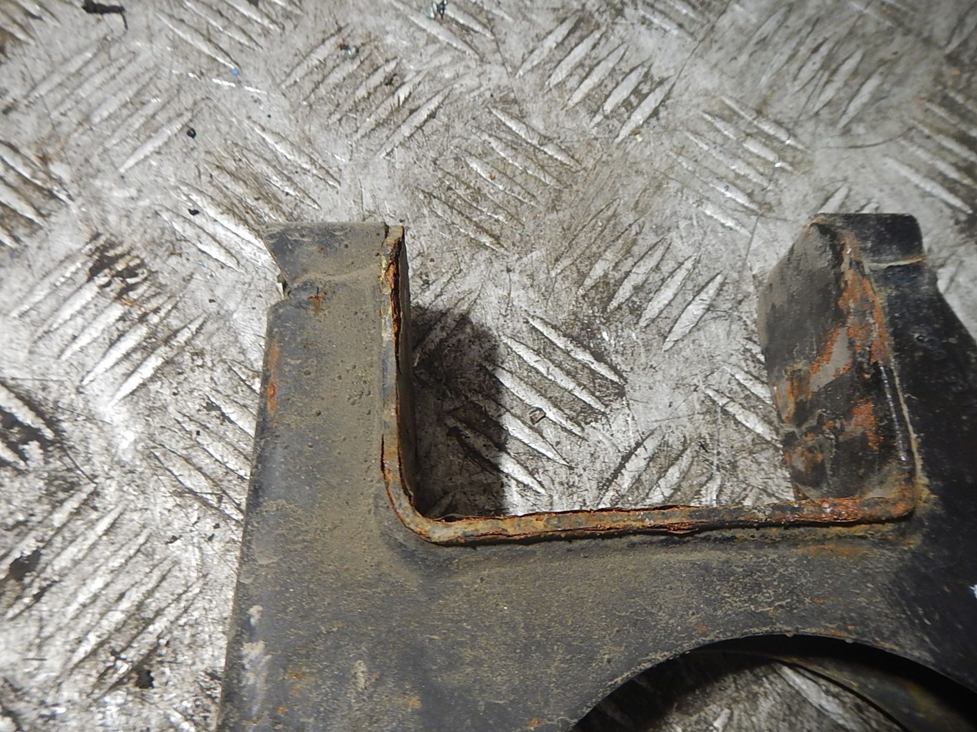 https://ycs.partsauto.market/partsauto-images/thmbs/b135e93f2d106a11df5e4386431c5e55/31925f5bbfc0e2d541716b3fb7ab55d9/622531ab032fd398f62df1249d79d9f4.jpg