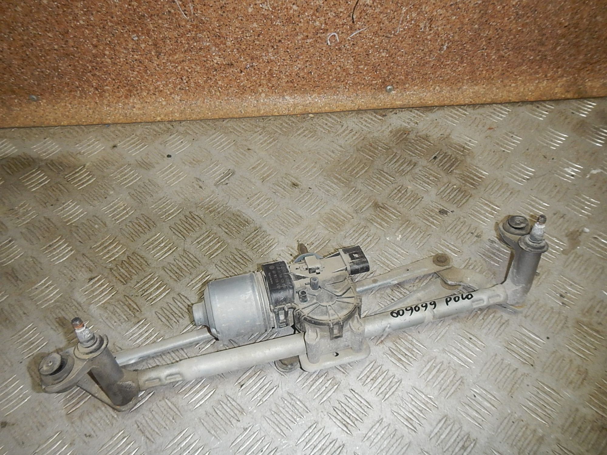 https://ycs.partsauto.market/partsauto-images/thmbs/b135e93f2d106a11df5e4386431c5e55/34b6708f8cd584b01664ede8b806ad3d/8c955882b45de93d65693eff8666ca2a.jpg