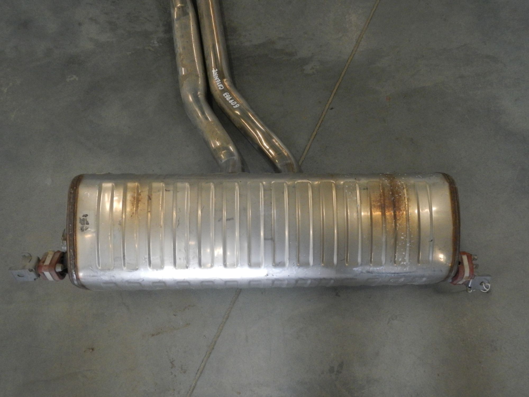 https://ycs.partsauto.market/partsauto-images/thmbs/b135e93f2d106a11df5e4386431c5e55/370529e43588cc8aa9860f10c474eb55/0bd18cf5c03deaa8e8765668f803fb38.jpg