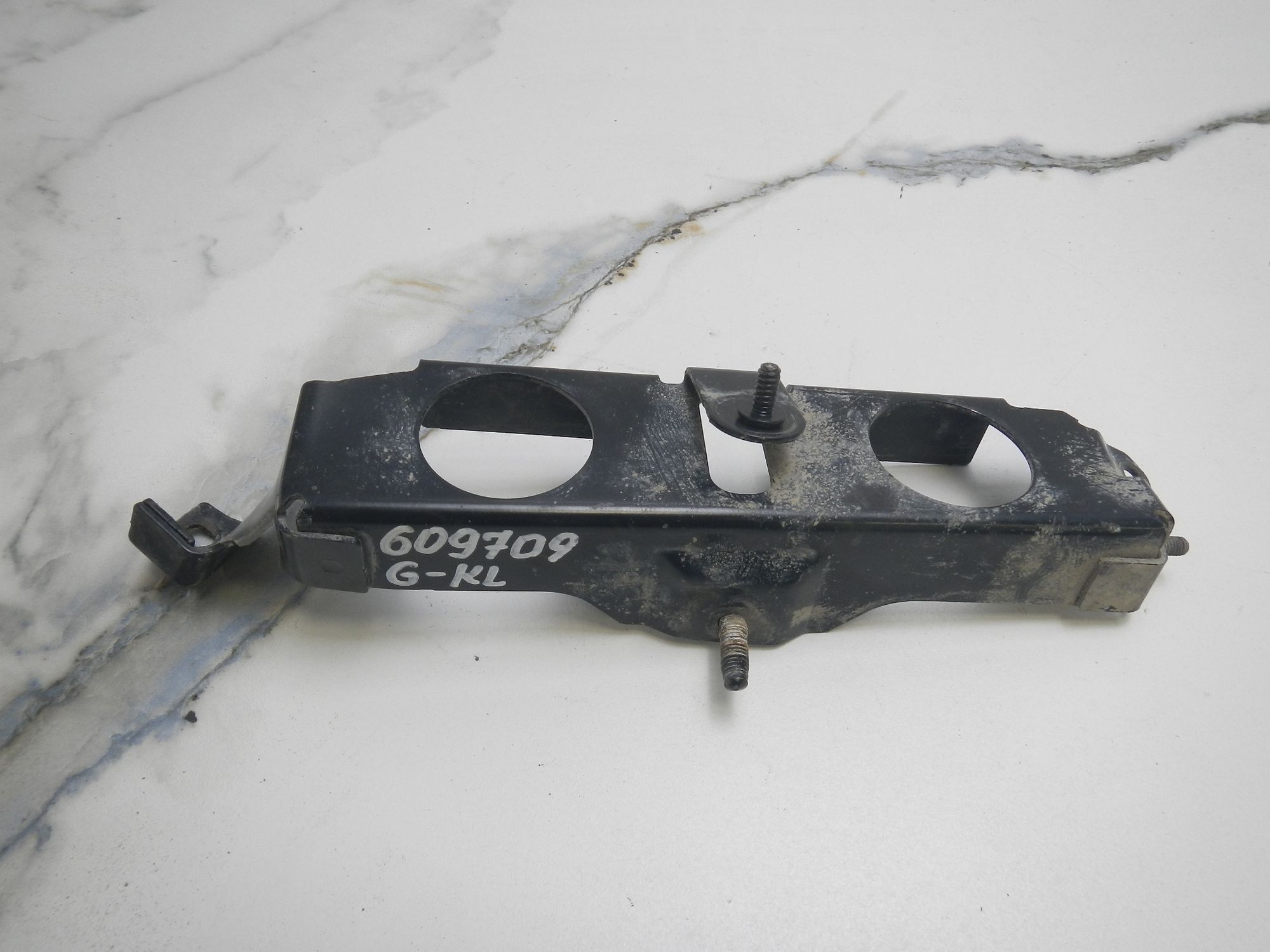 https://ycs.partsauto.market/partsauto-images/thmbs/b135e93f2d106a11df5e4386431c5e55/3e7c7a9102b575c97361e0e6fb46f77e/31a9d3b96552192270df190659c7e225.jpg