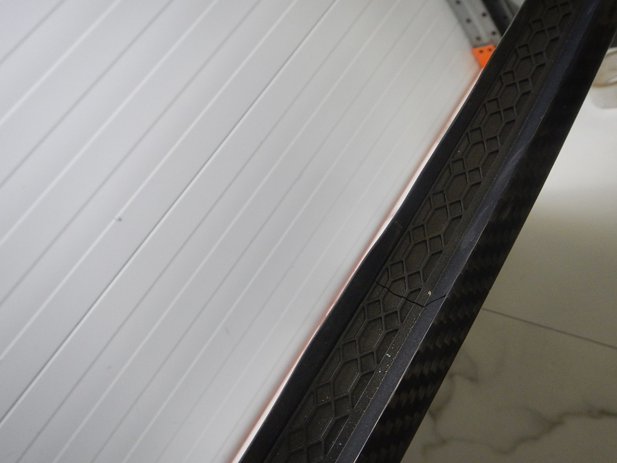 https://ycs.partsauto.market/partsauto-images/thmbs/b135e93f2d106a11df5e4386431c5e55/4077d6873b909bc8a935aa3261acb5ff/d660f1cc17e9ecff82548a340222c8b1.jpg